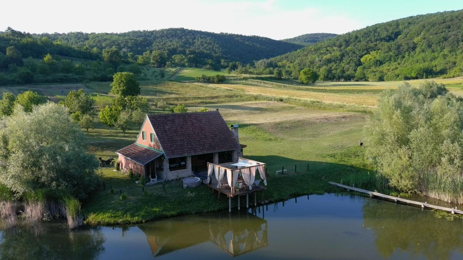 Hotel Kuca Za Odmor Bakina Divljaka