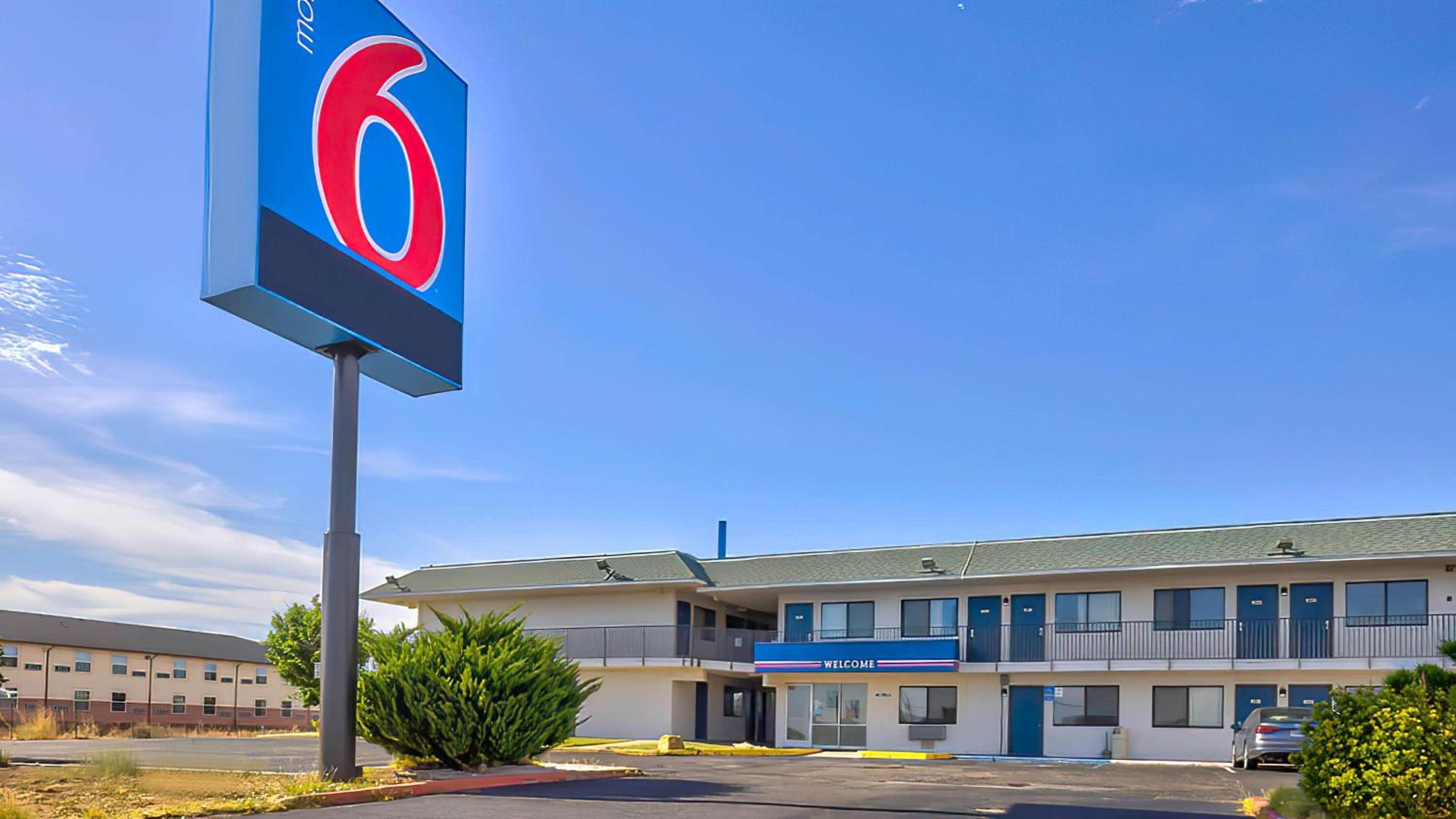 Tucumcari Vacations - Motel 6-Tucumcari, NM - Property Image 1