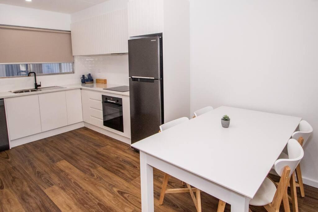 Willow Court Unit 2 view 5