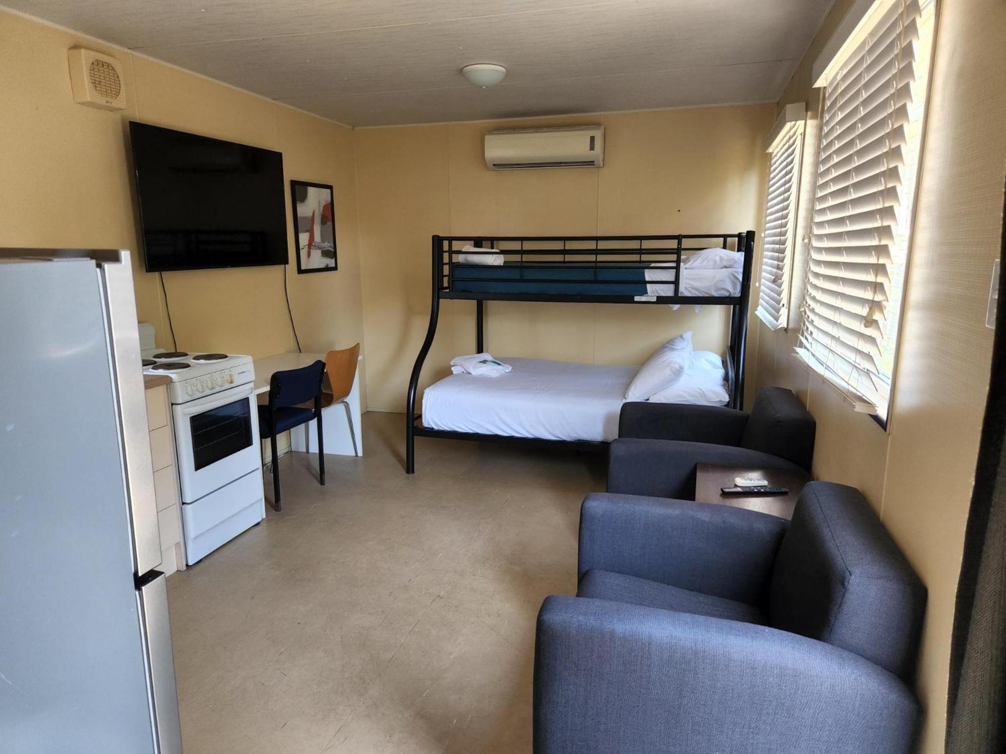 Glenwood Tourist Park & Motel