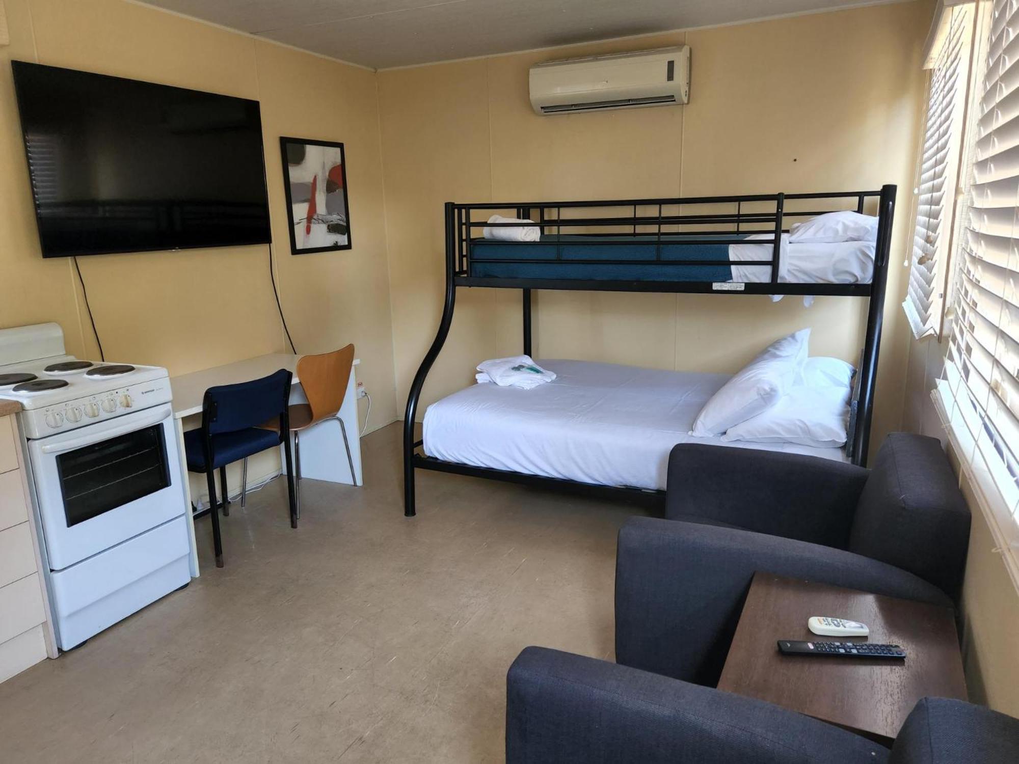 Glenwood Tourist Park & Motel