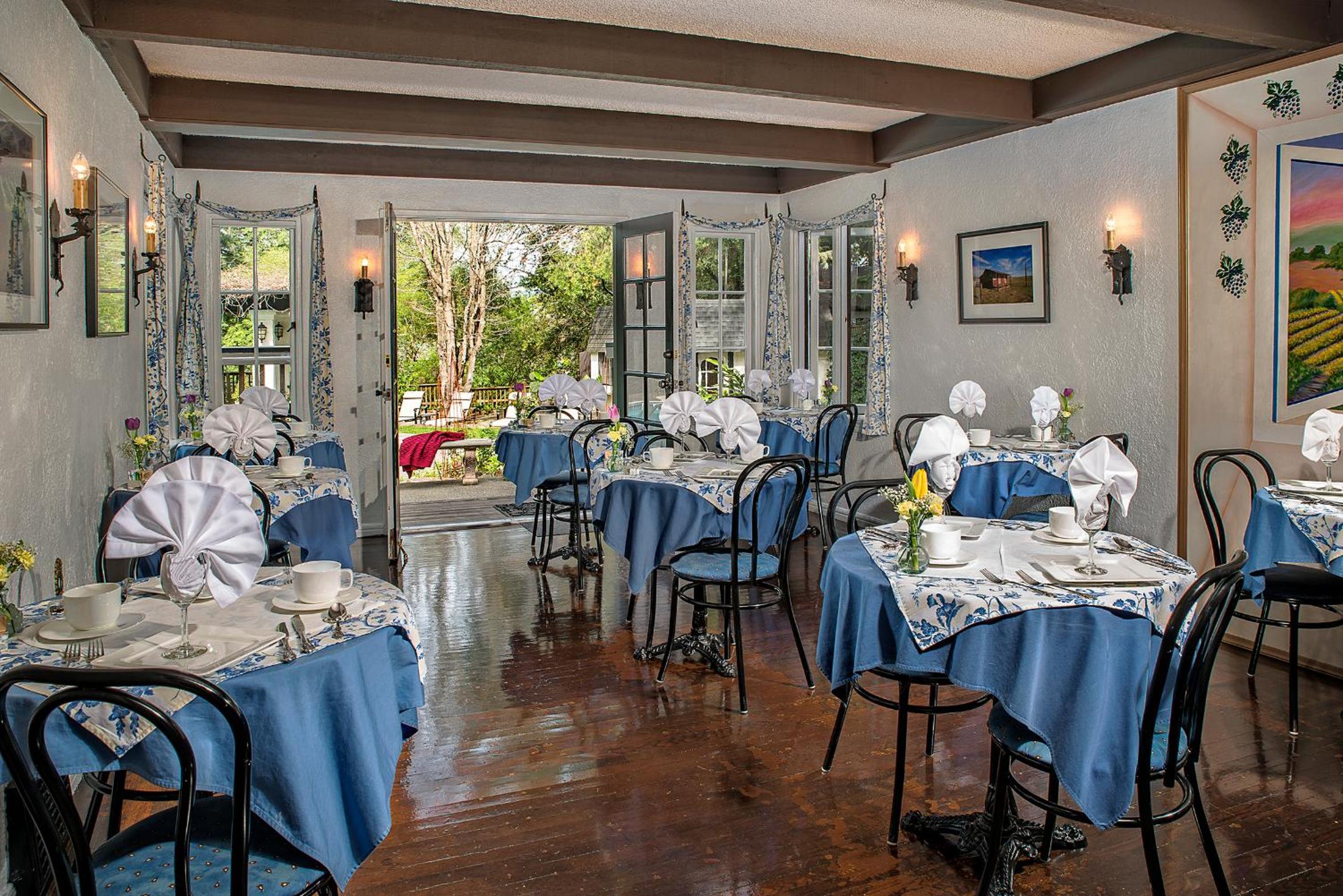 Maui Vacations - Candlelight Inn Napa Valley - Property Image 35