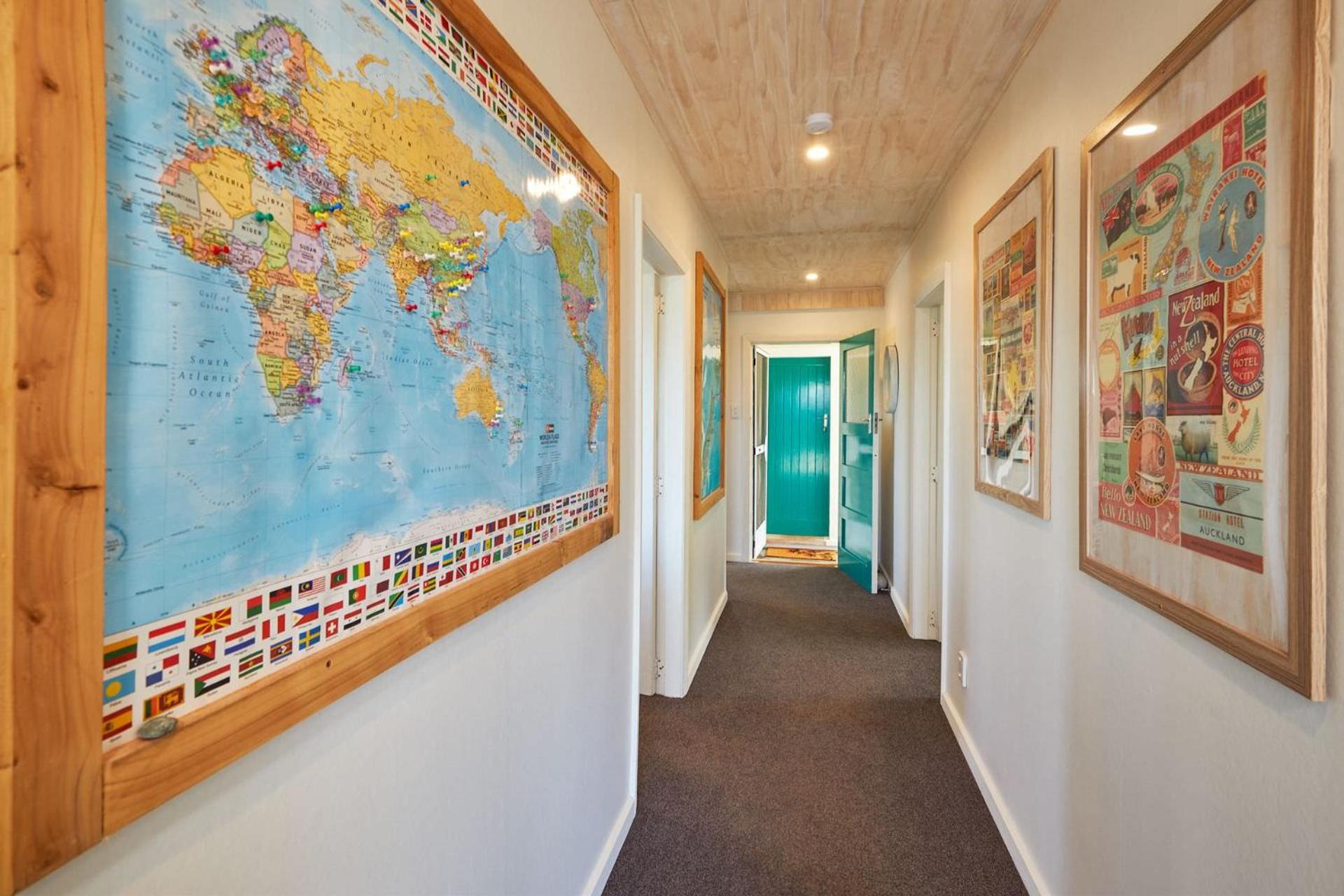 Classic Charm, Sea & Mountain Views, Family Fun - KK95170
