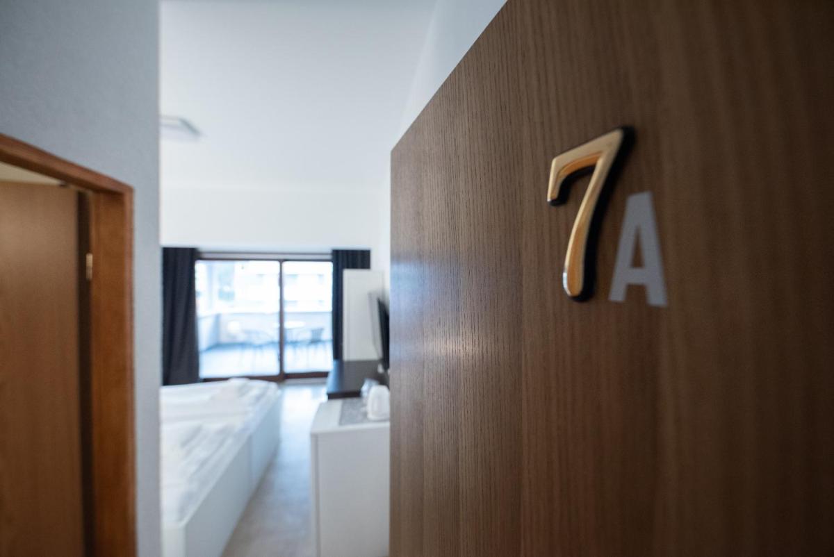 Hotel Aparthotel Plat - Image 1