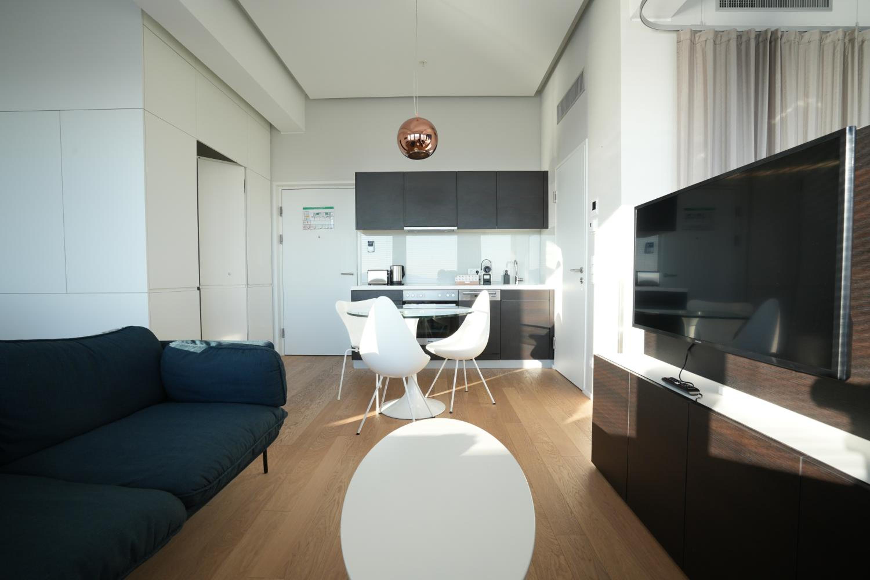 Exclusive 1-bedroom apartment