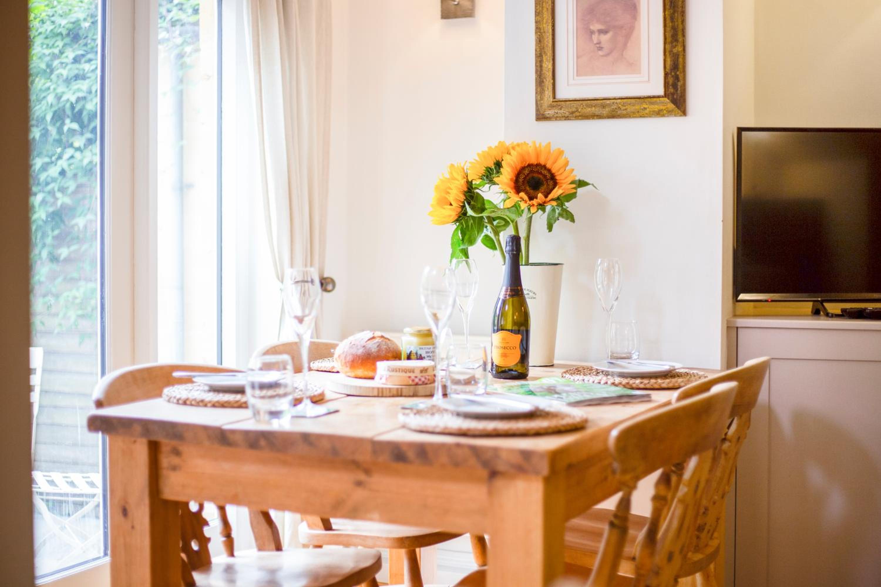 Meadow Brook Cottage