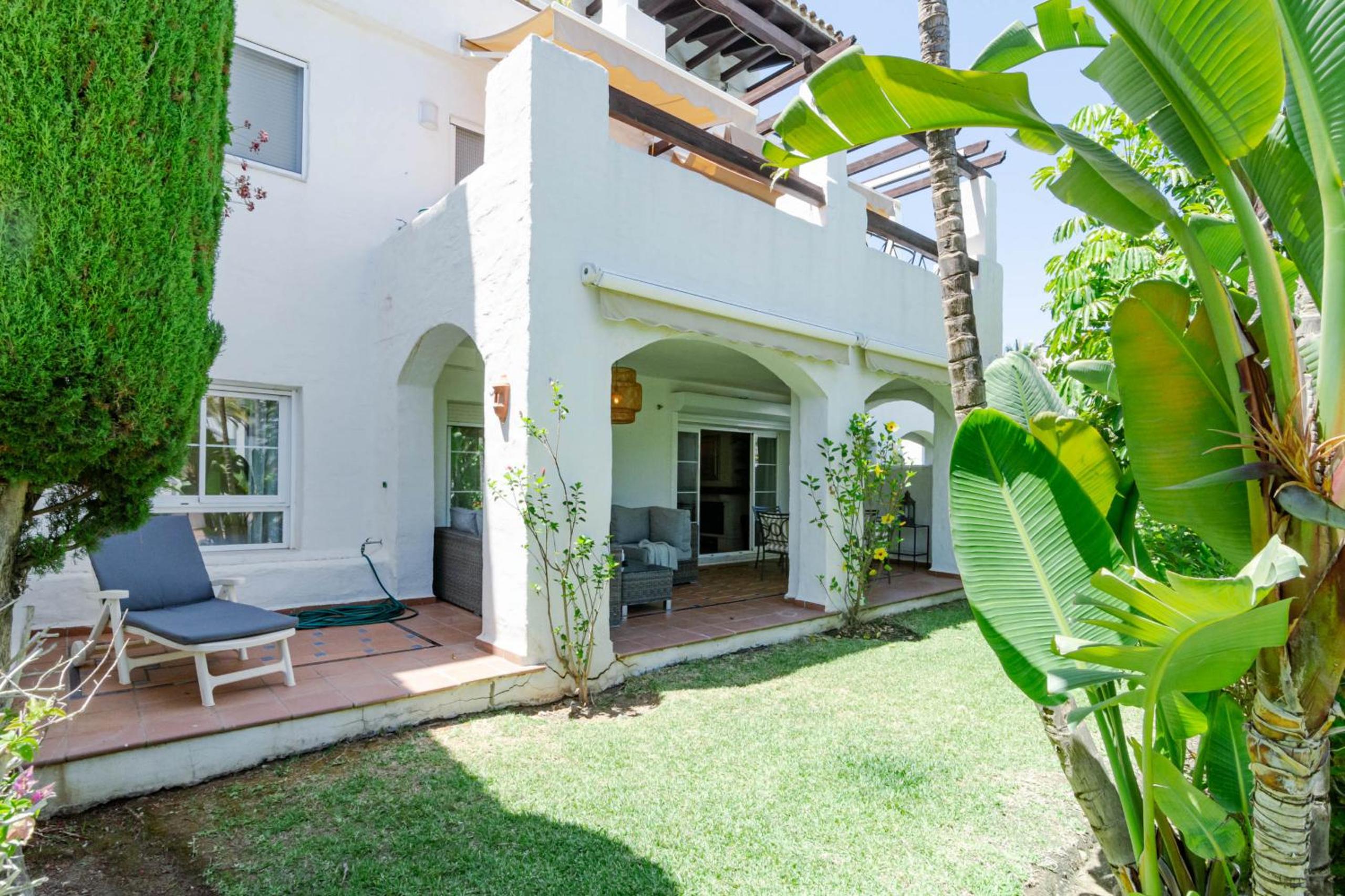 ADE10 - Casa Adelfas Ii by Roomservices view 4