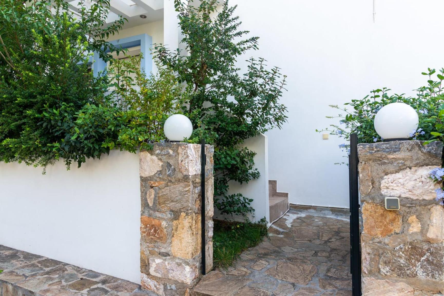 Porto sea view house - 15min from Athens airport - AC - WIFI - PARKING