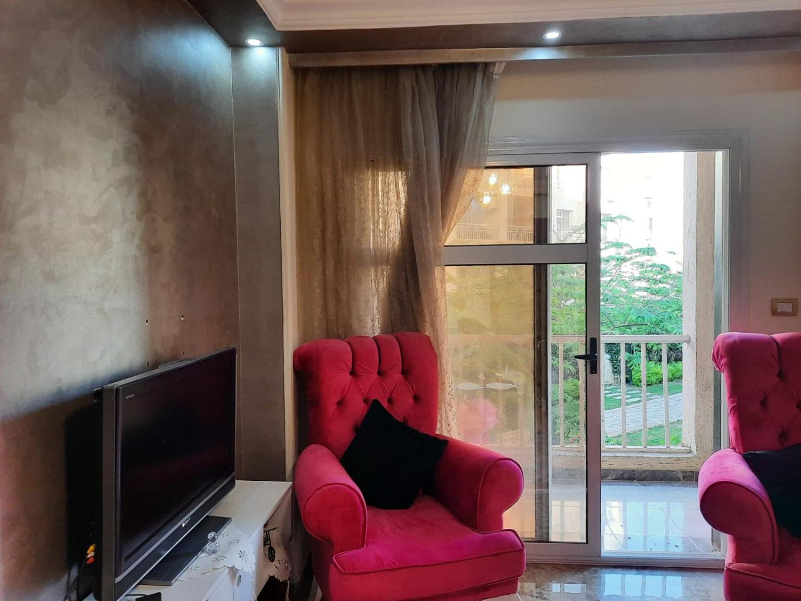 Lovely 2-bedrooms Apartment with Garden view in Madinaty