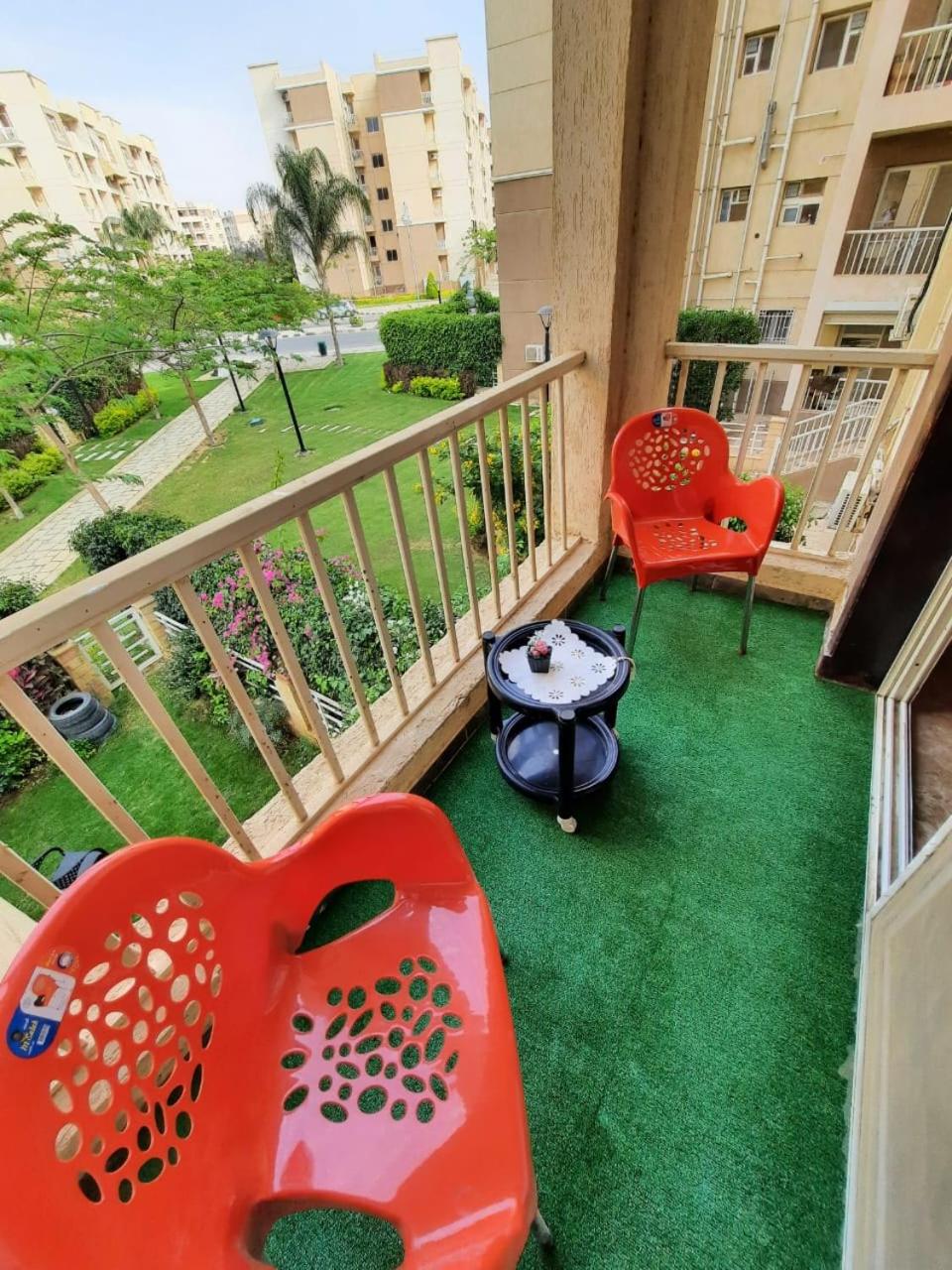 Lovely 2-bedrooms Apartment with Garden view in Madinaty