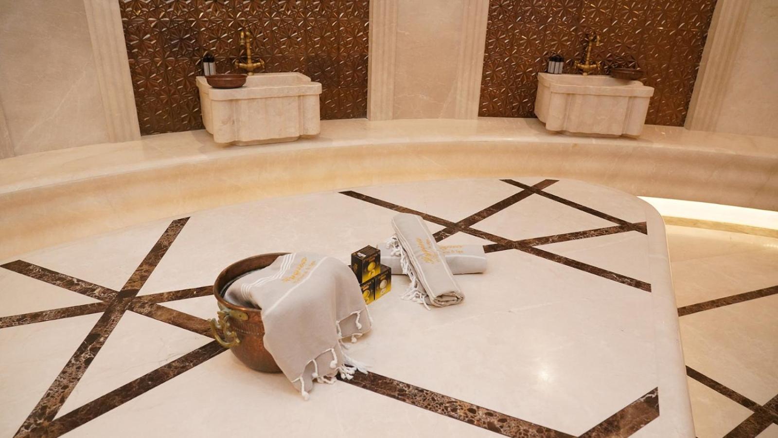 Cronton Design Hotel - Image 111