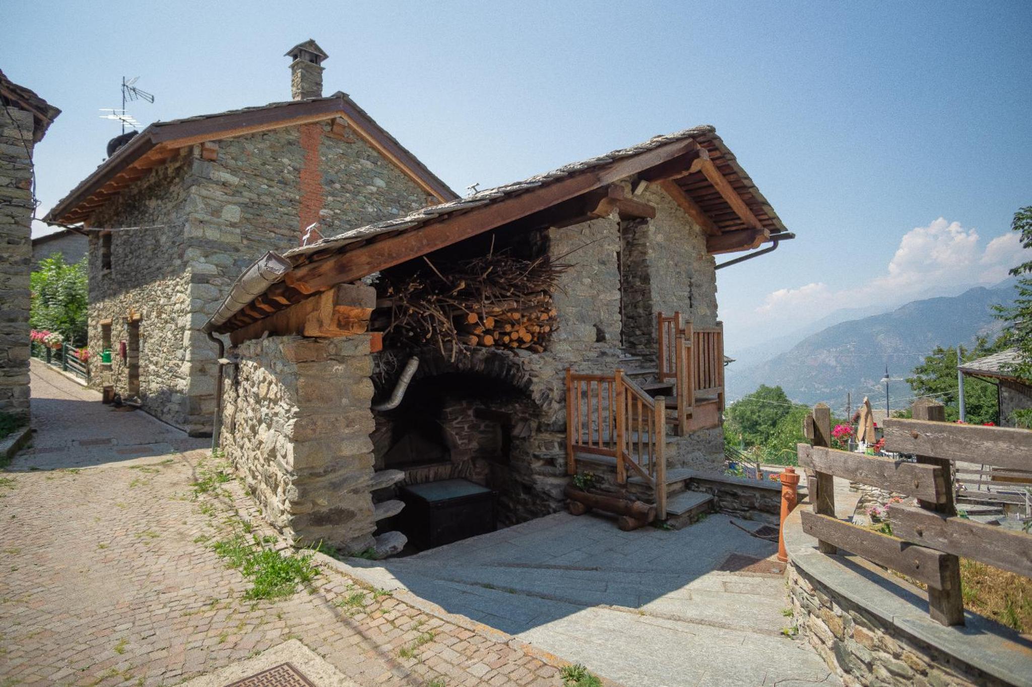 Lo Berio view 5