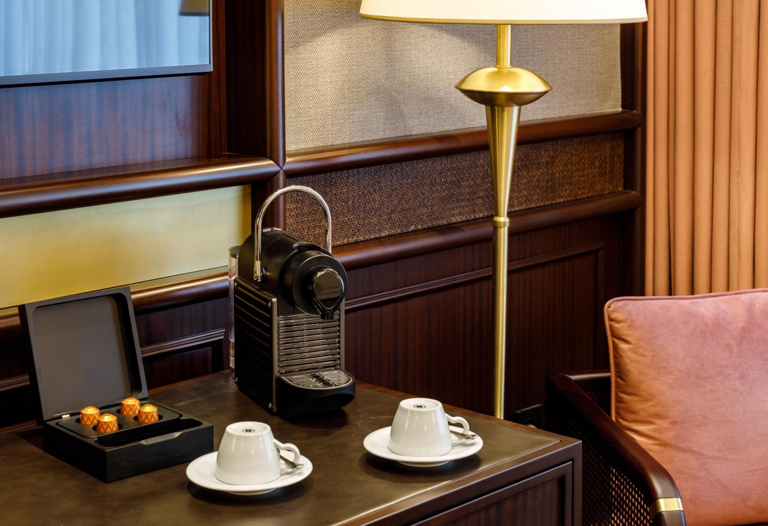 Cronton Design Hotel - Image 43