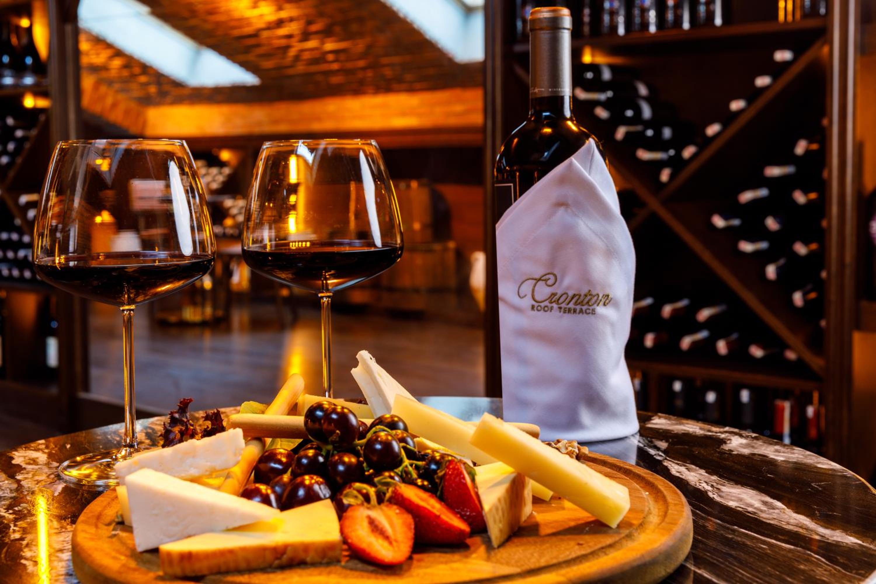 Cronton Design Hotel - Image 92