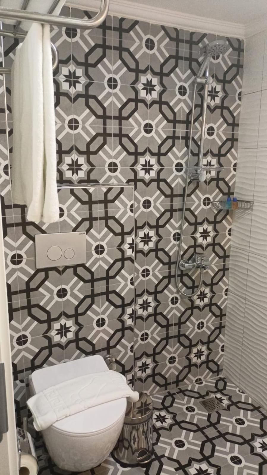 Castle Light Boutique - Image 10