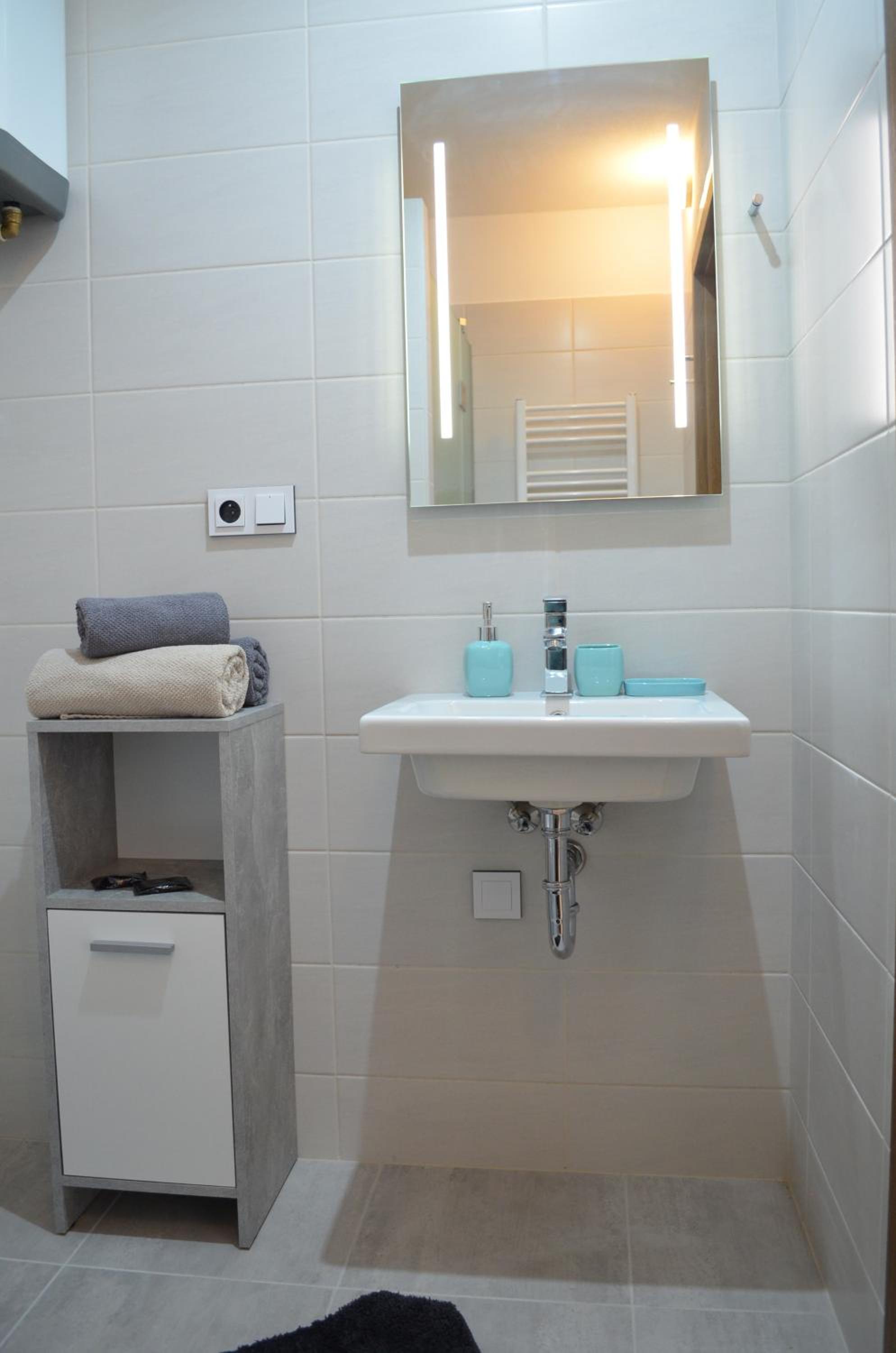 Photo 42