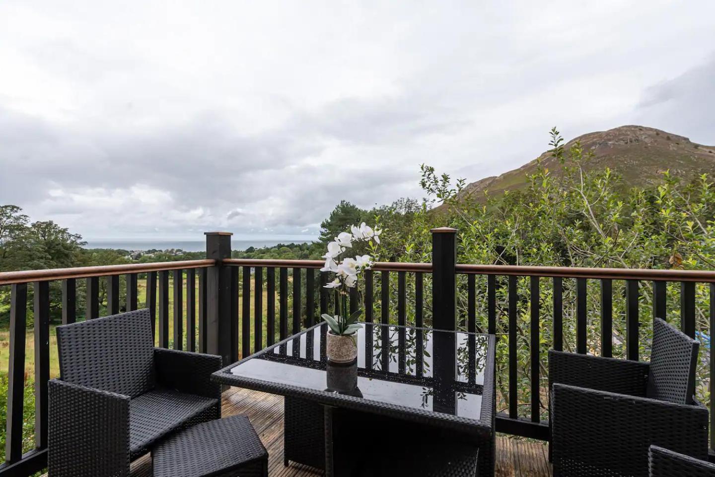 Converted Chapel, Stunning Sea & Mountain Views! view 2