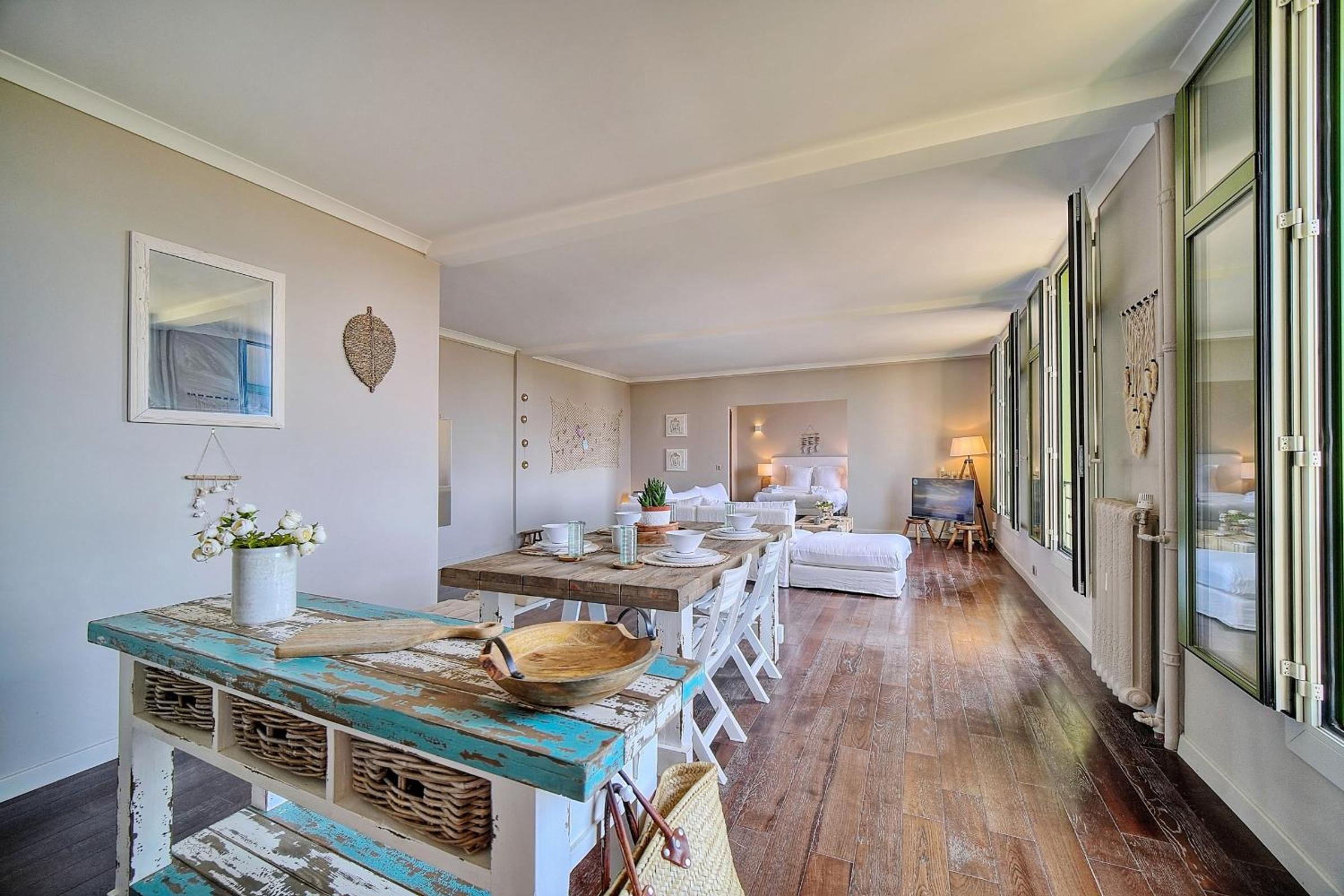 IMMOGROOM - Large Apartment - Parking - Air conditioning - Sea view - Wifi photo 5