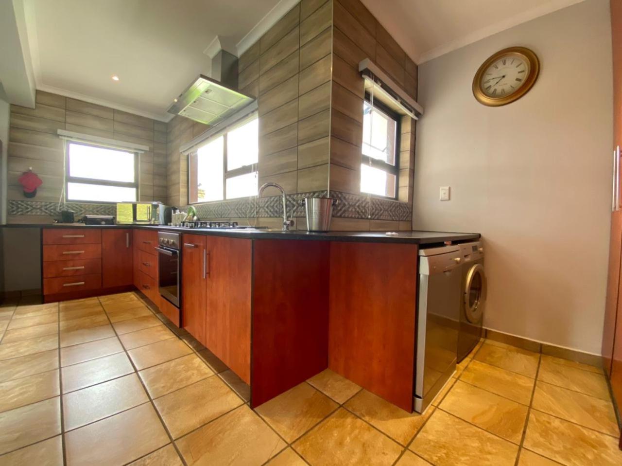 Odendaal's Ridge view 5