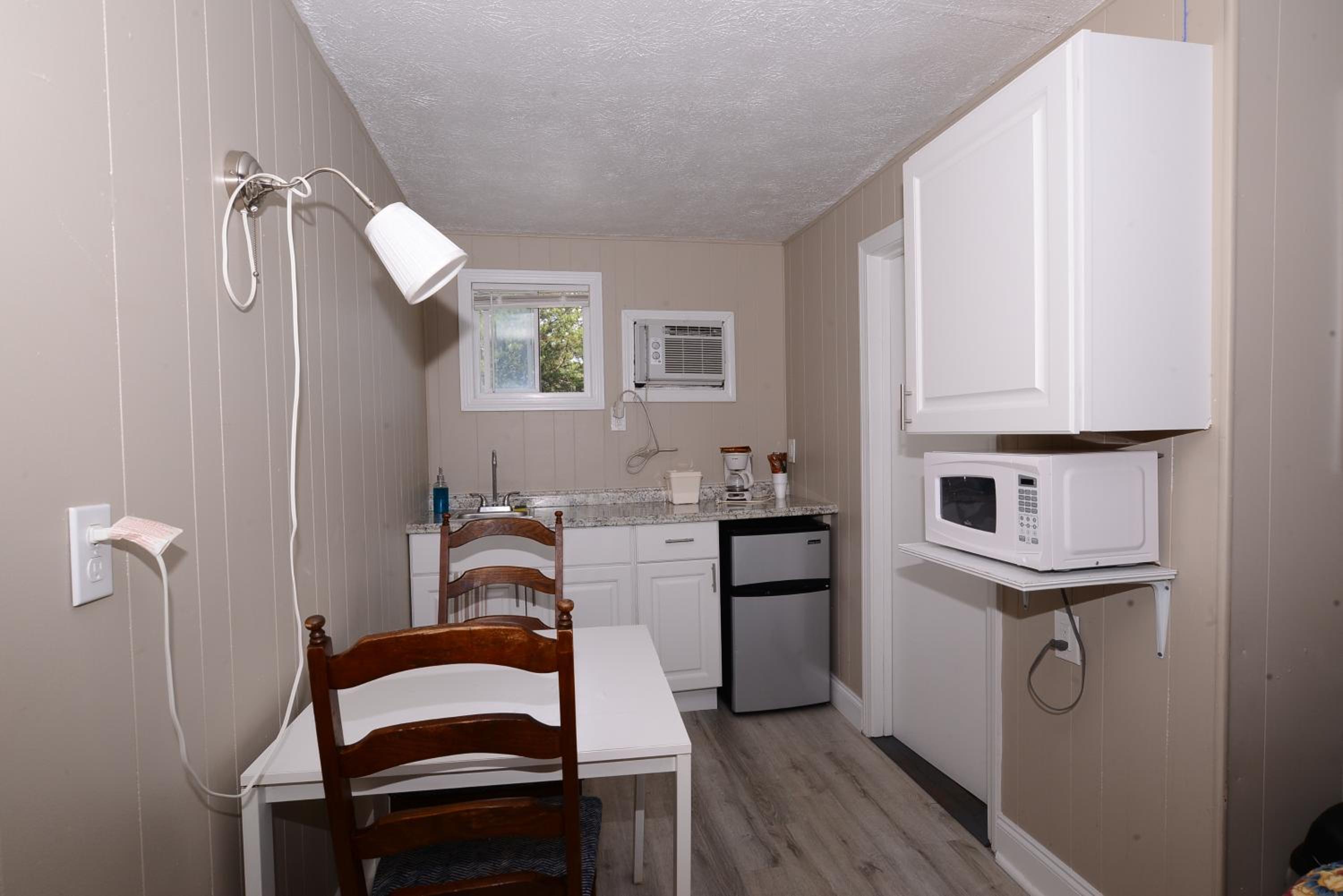 Island View Motel, photo 28