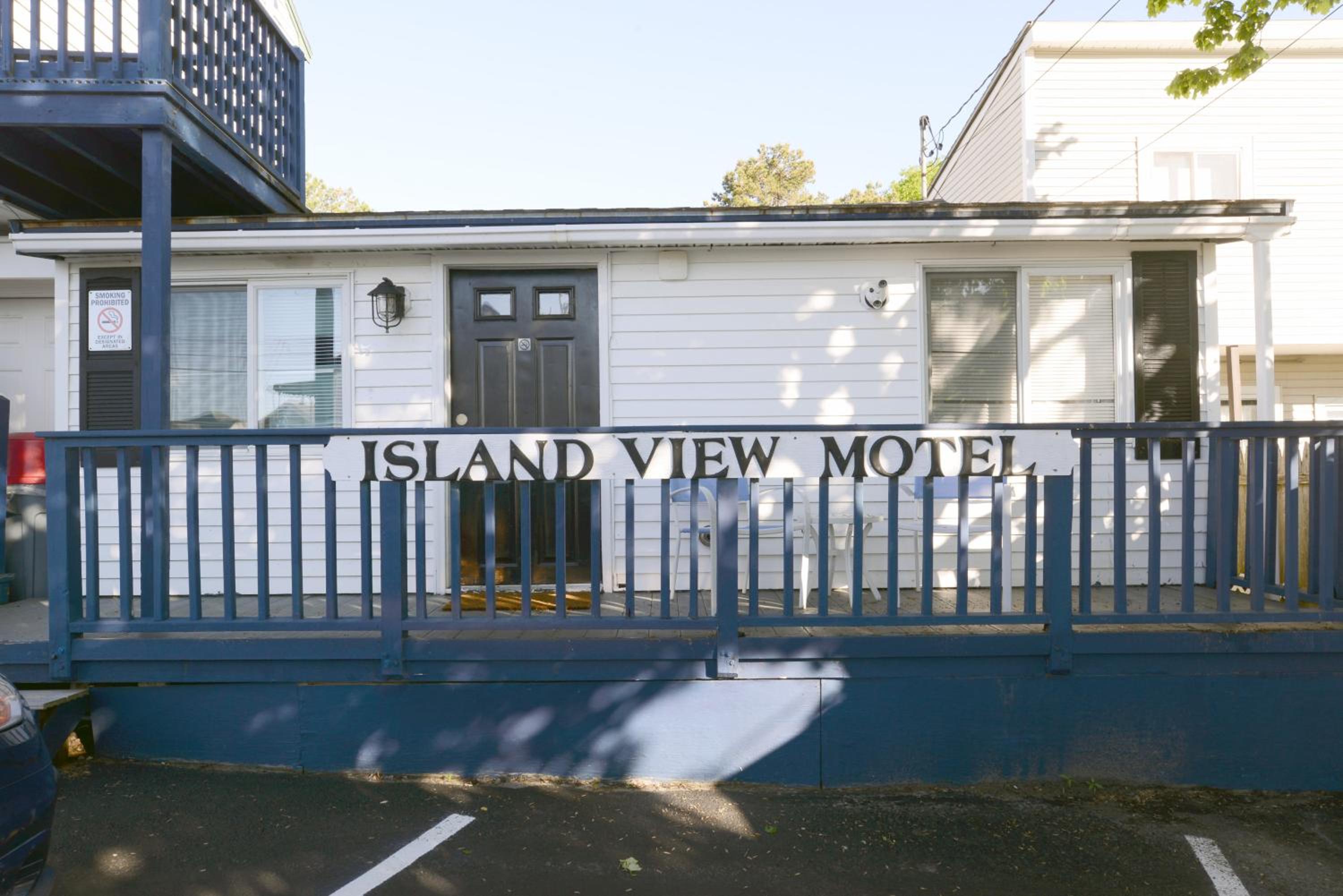 Island View Motel, photo 44
