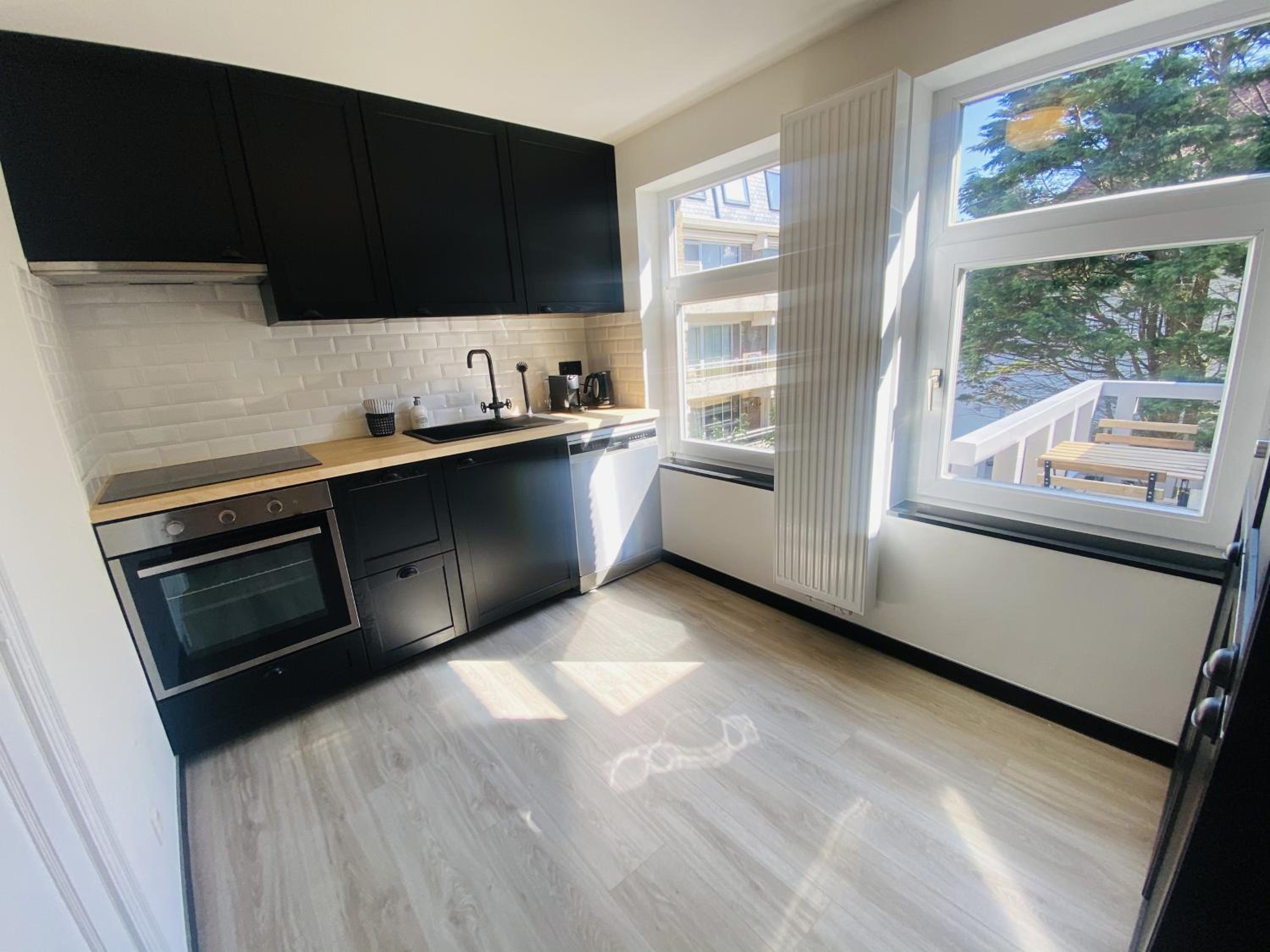 Lovely, renovated appartment, near the beach. view 5