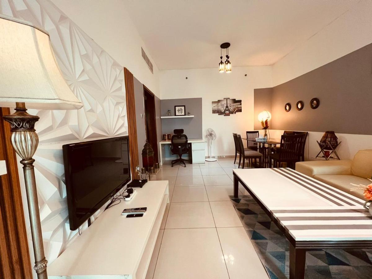 Entire private self catered sea view Apartments marina