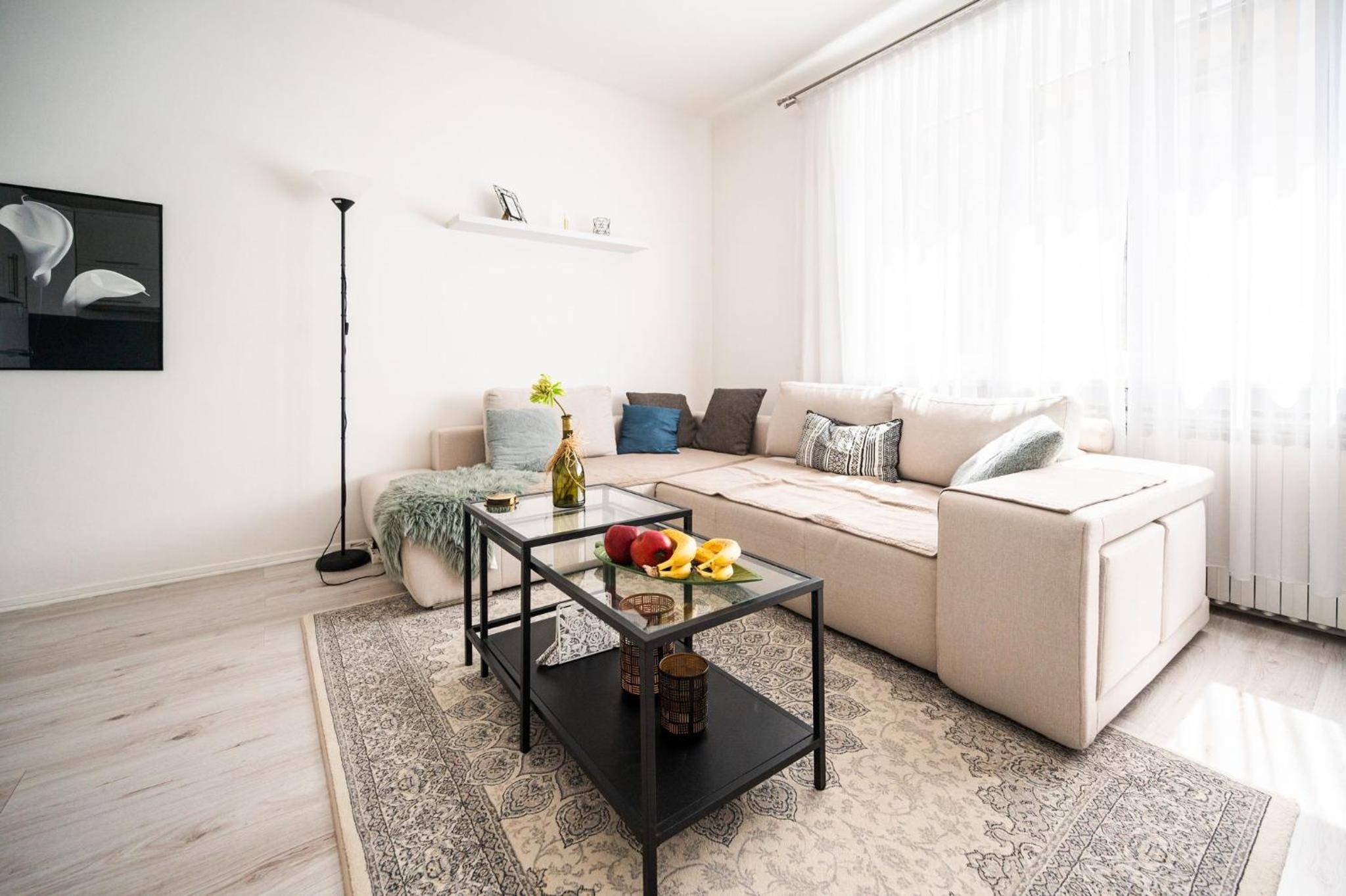 Modern 1BDR Apartment near City Center