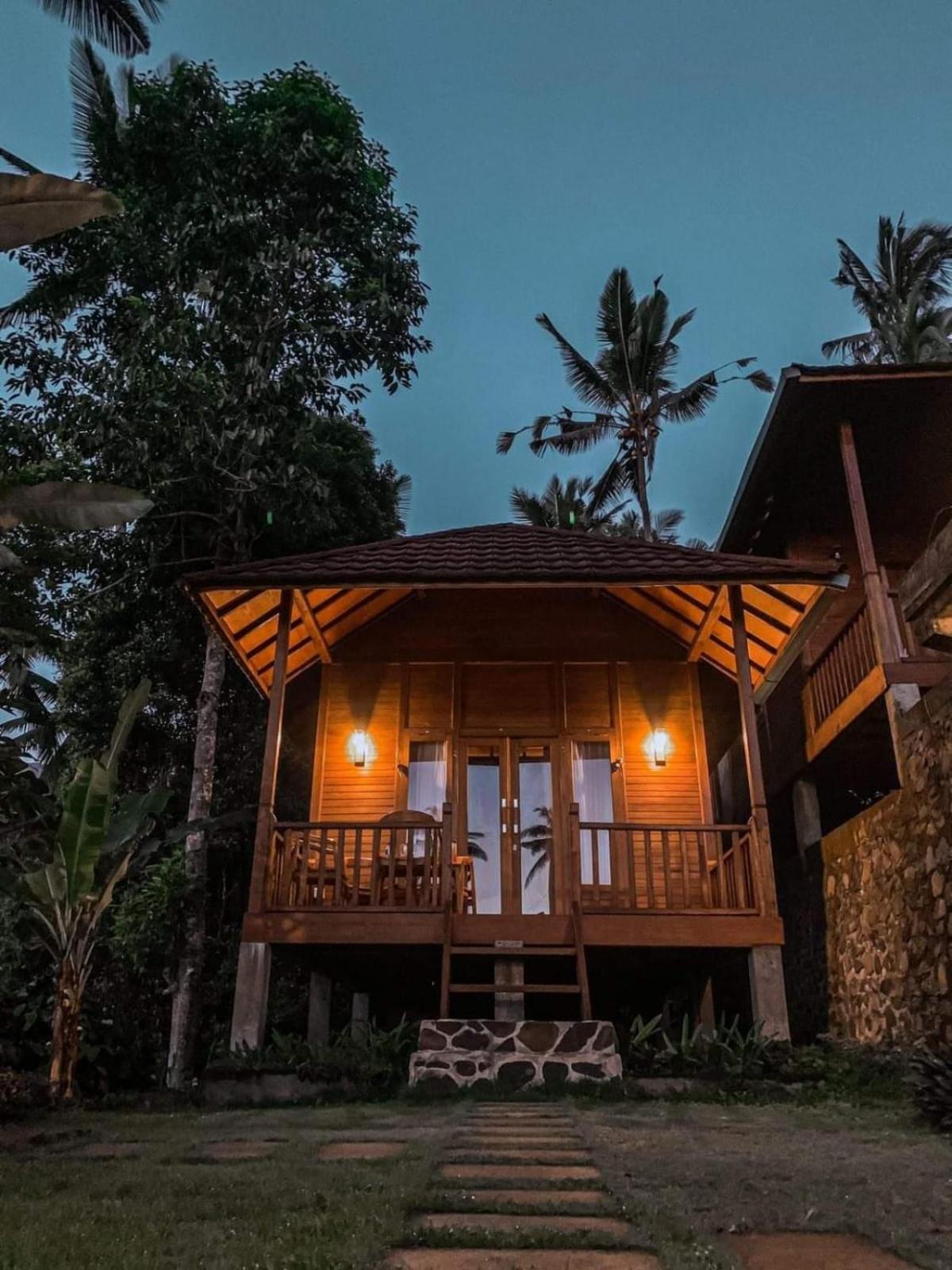 Singaraja Vacations - Uma d'Nyuh Homestay - Property Image 1
