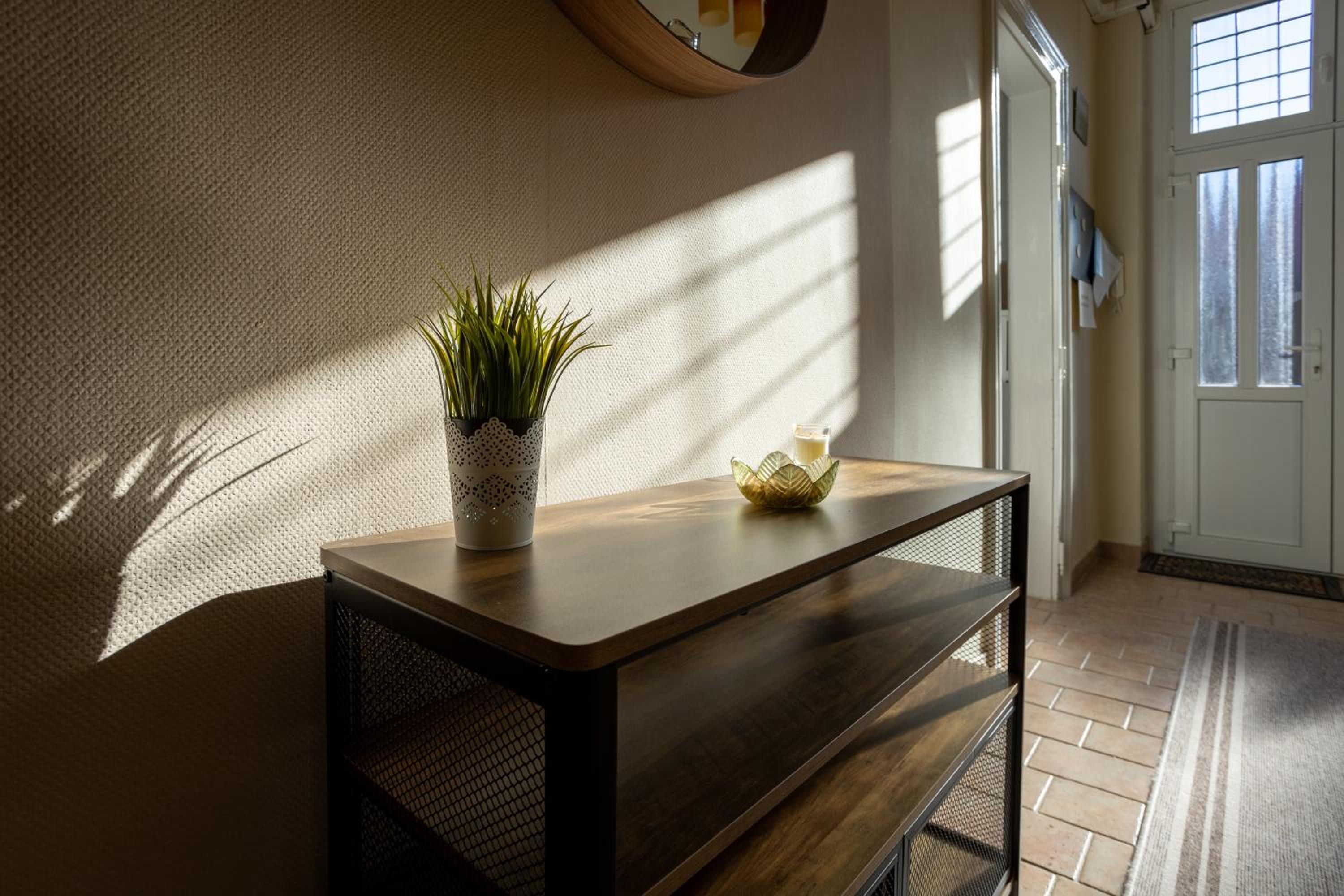 Central Design Apartment view 4