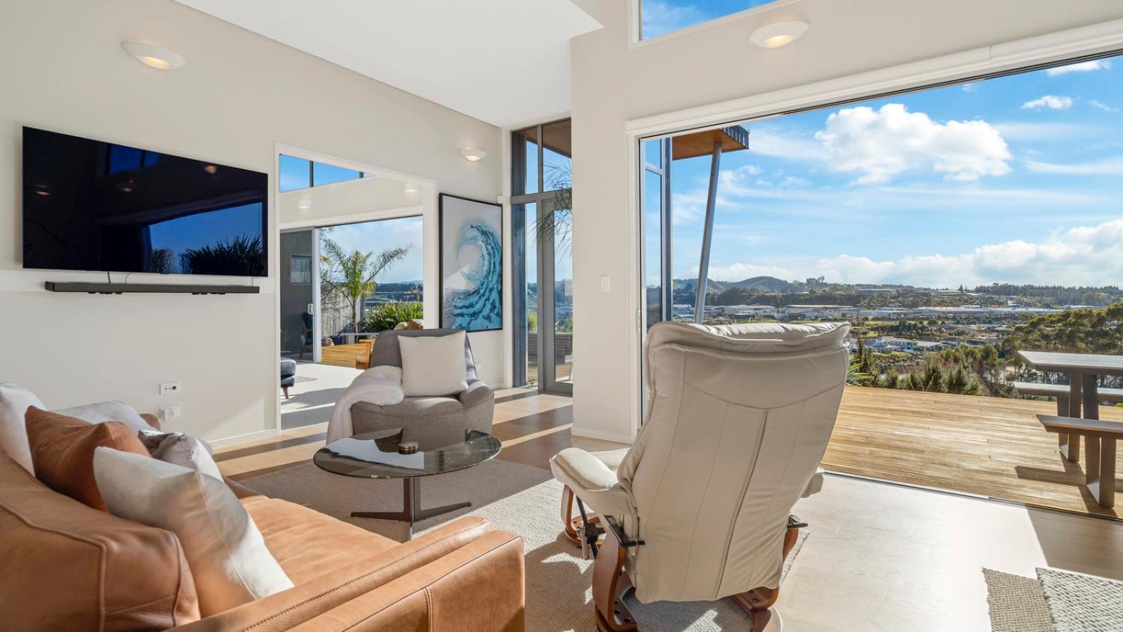 Tauriko Retreat - Tauranga Holiday Home view 2