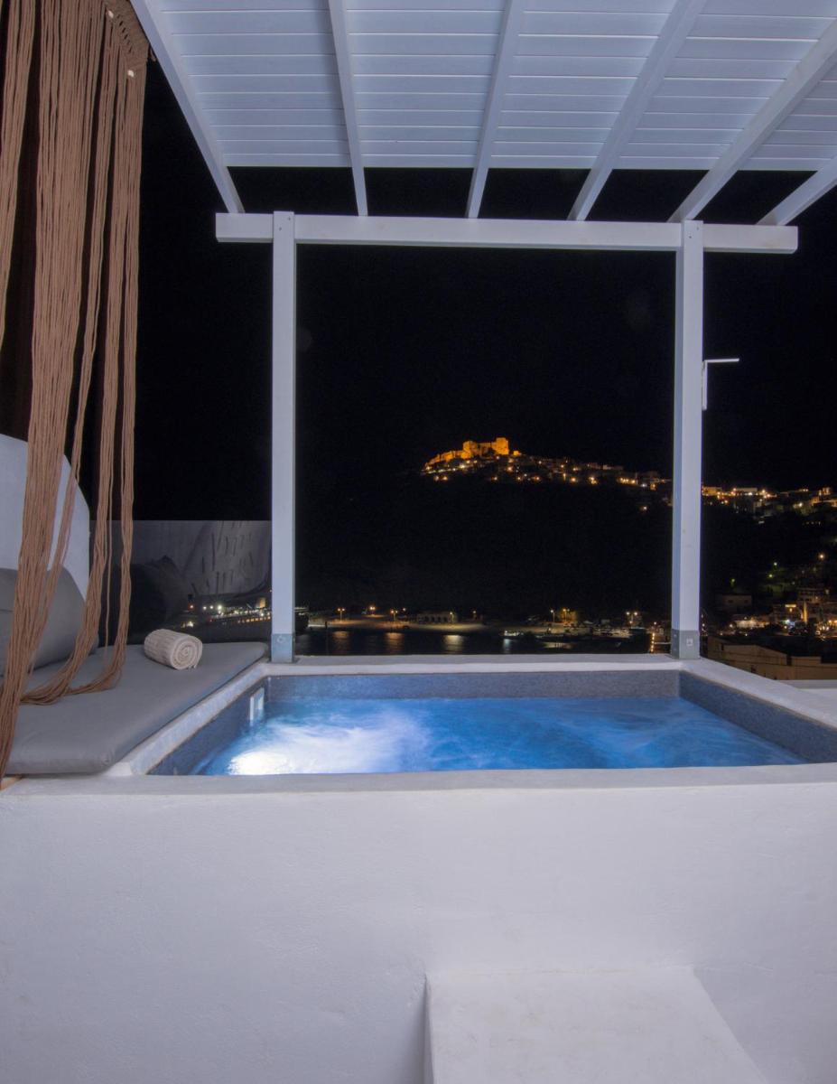 Jacuzzi