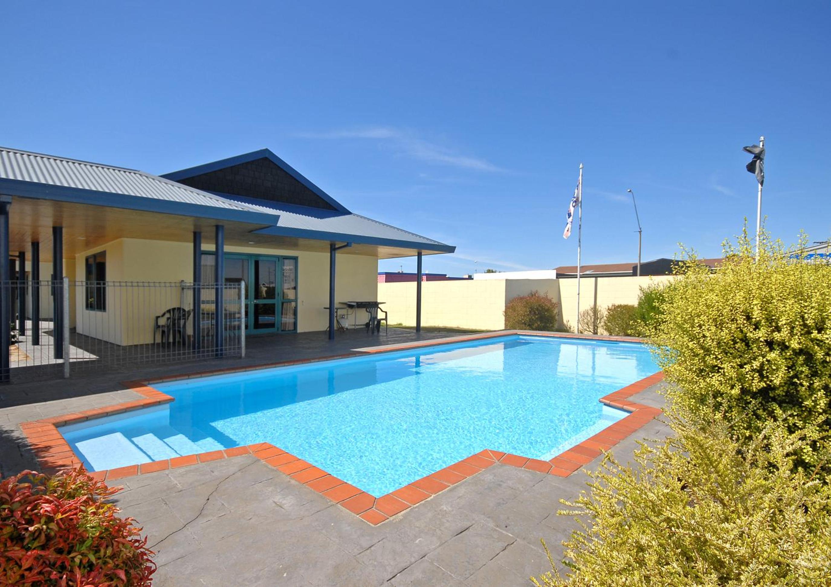 Discovery Motor Lodge view 3