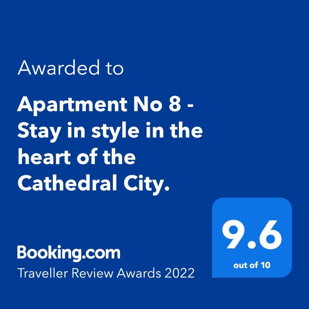 Apartment No 8 - Stay in style in the heart of the Cathedral City. view 2
