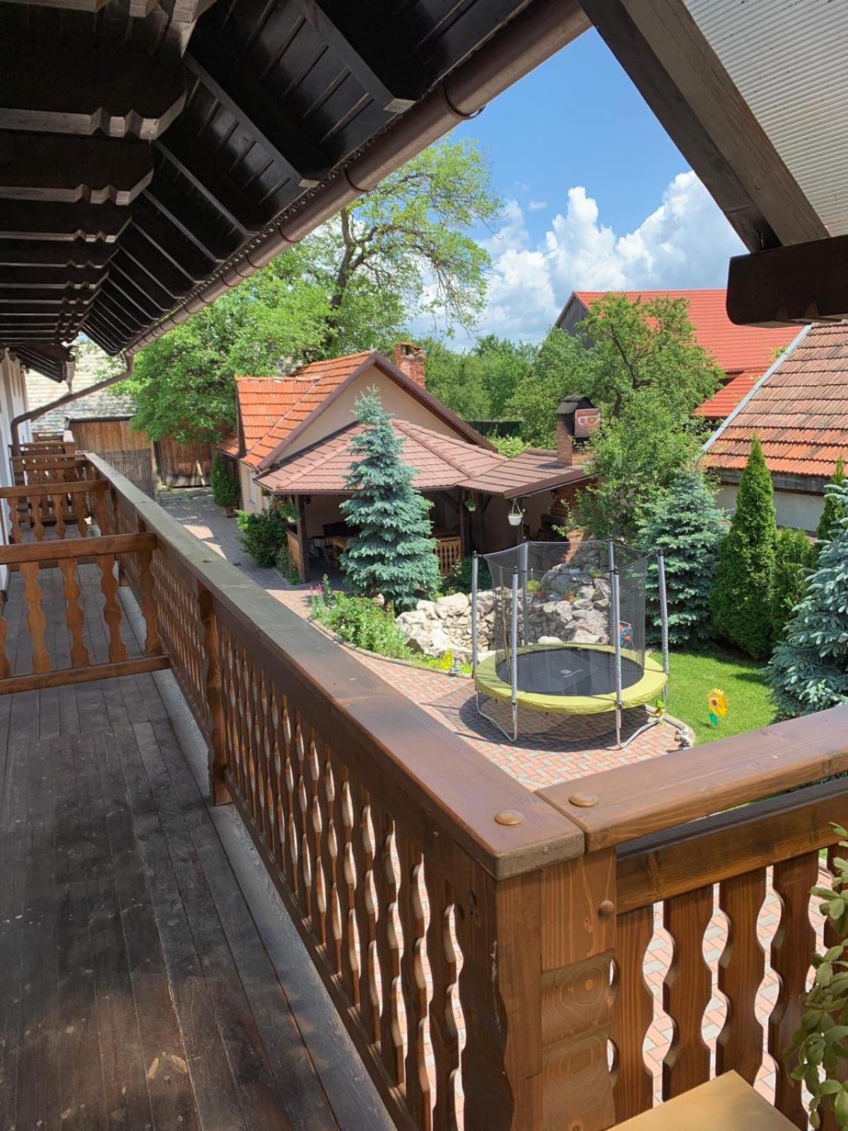Pensiunea Haiduc Sacele Brasov view 4