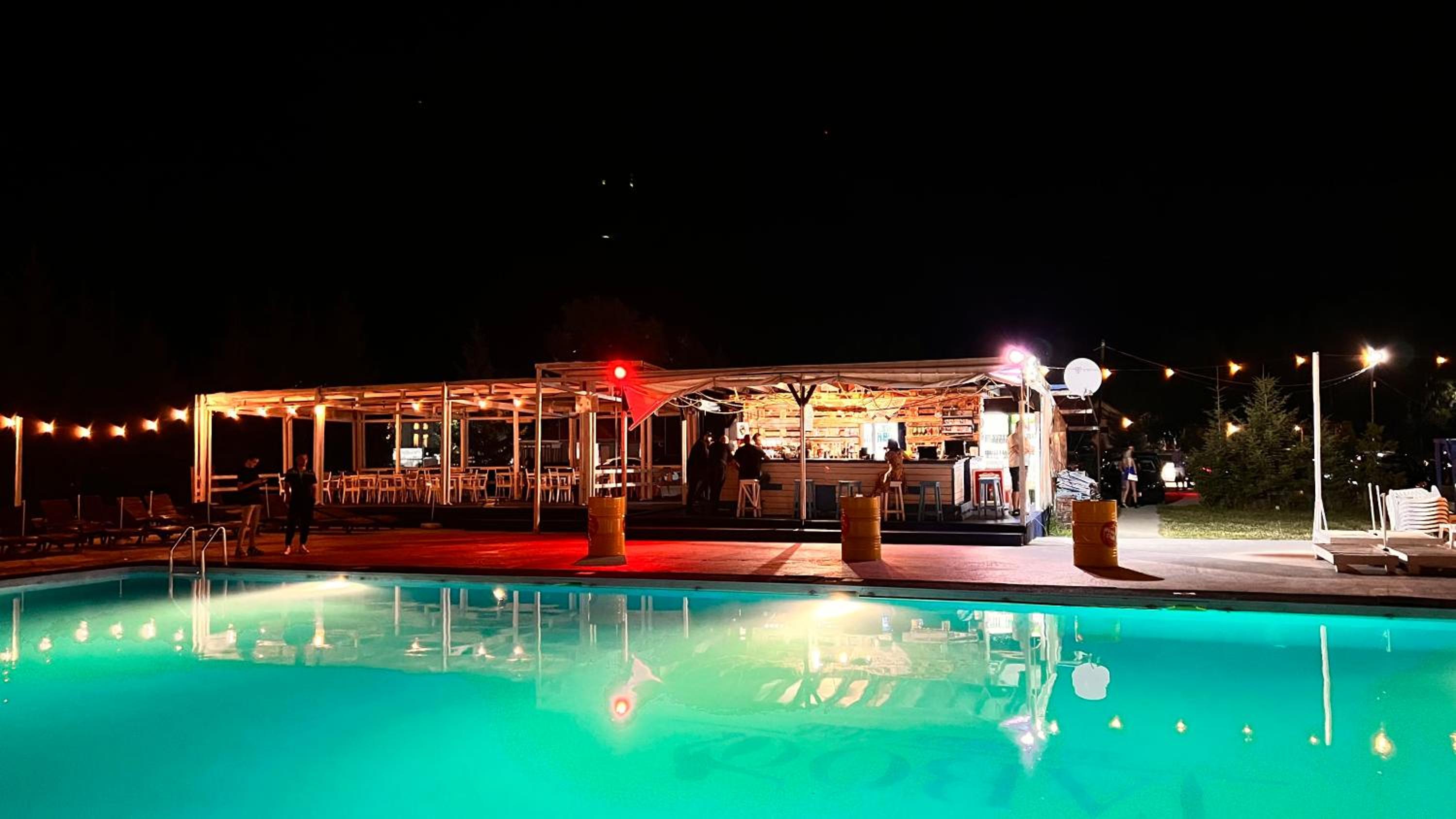 Mojo Beach