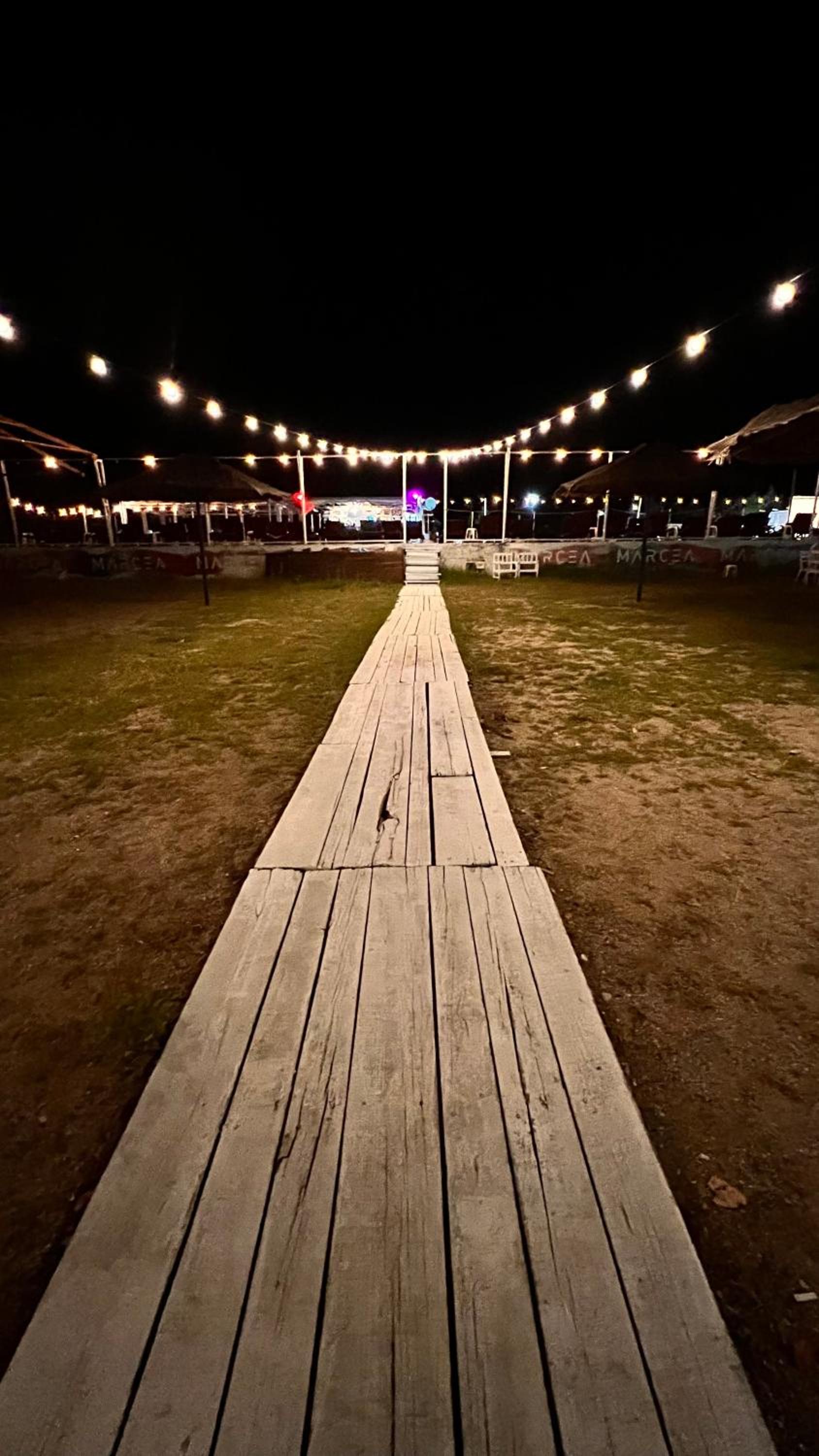 Mojo Beach