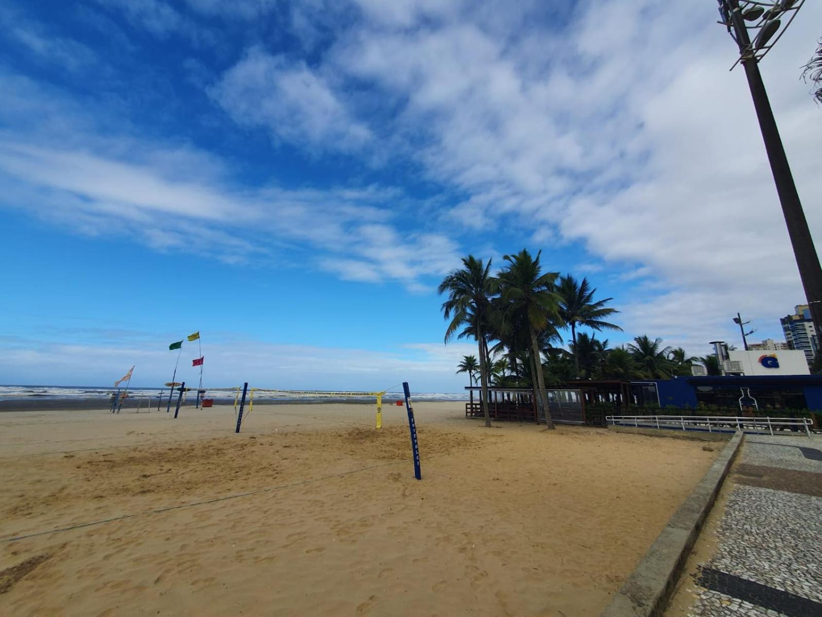 Apartamento de frente para o mar Praia Grande SP