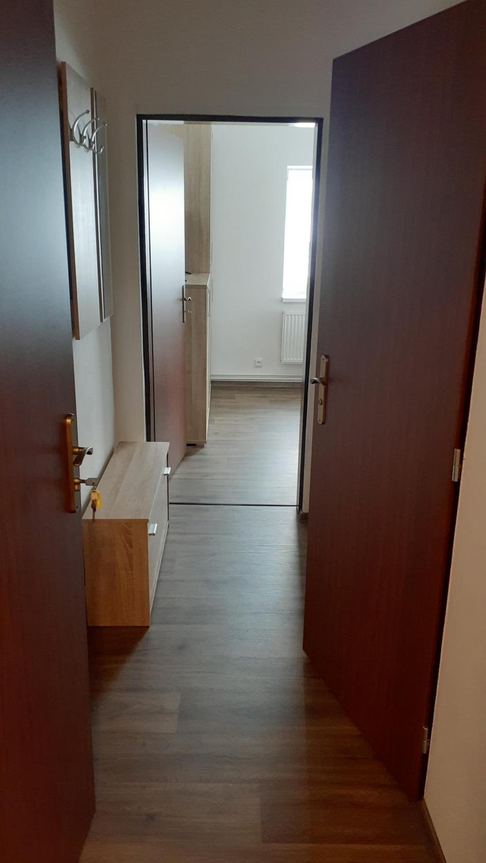 Photo 33