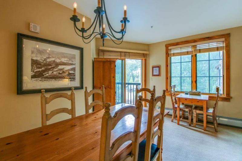 1 Bedroom Plus Murphy Mountain Condo In River Run Village With Hot Tub Access And Walking Distance To Ski view 5