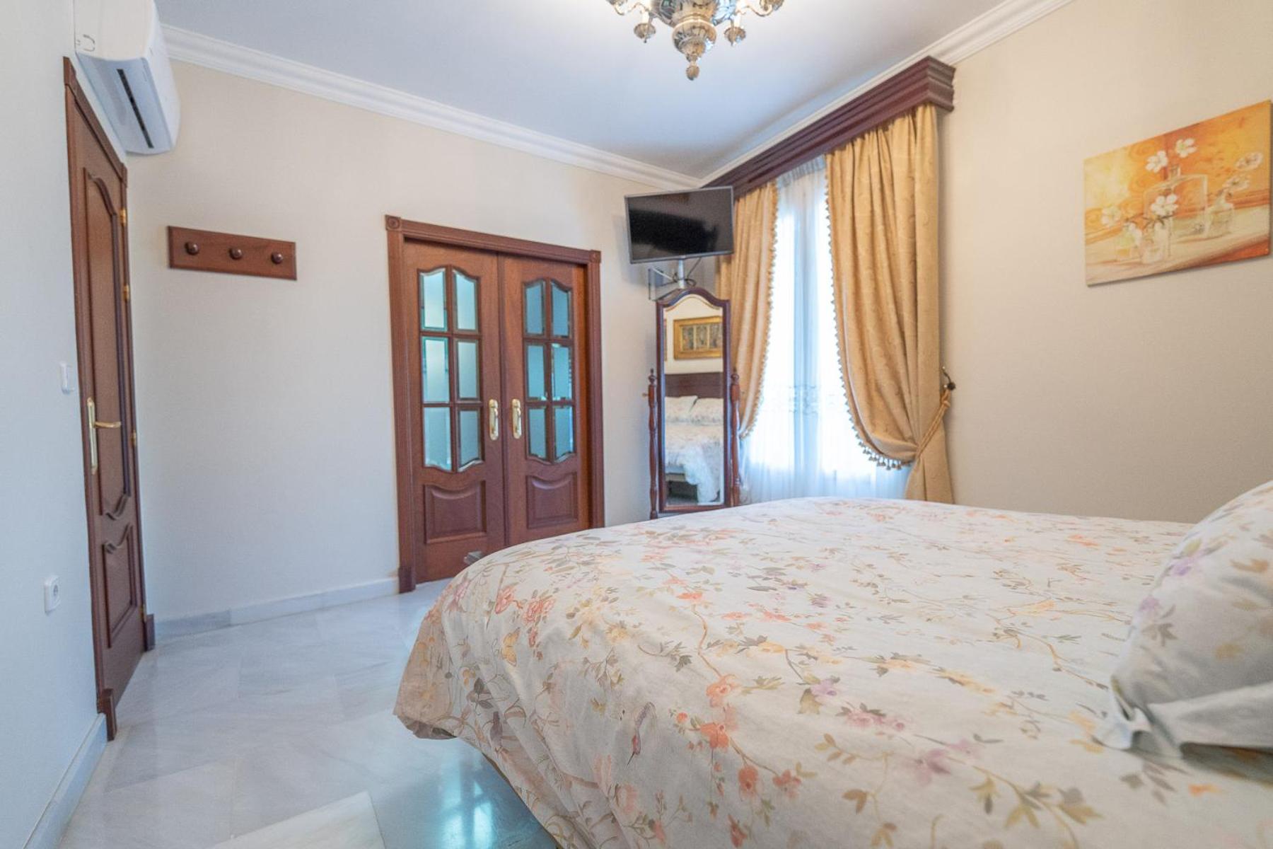 VILLA CAPITAN