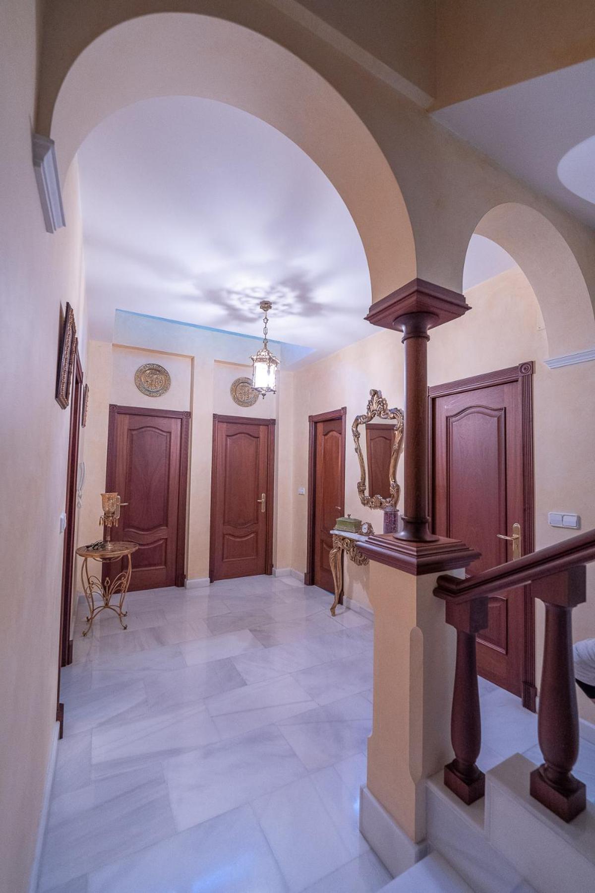 VILLA CAPITAN
