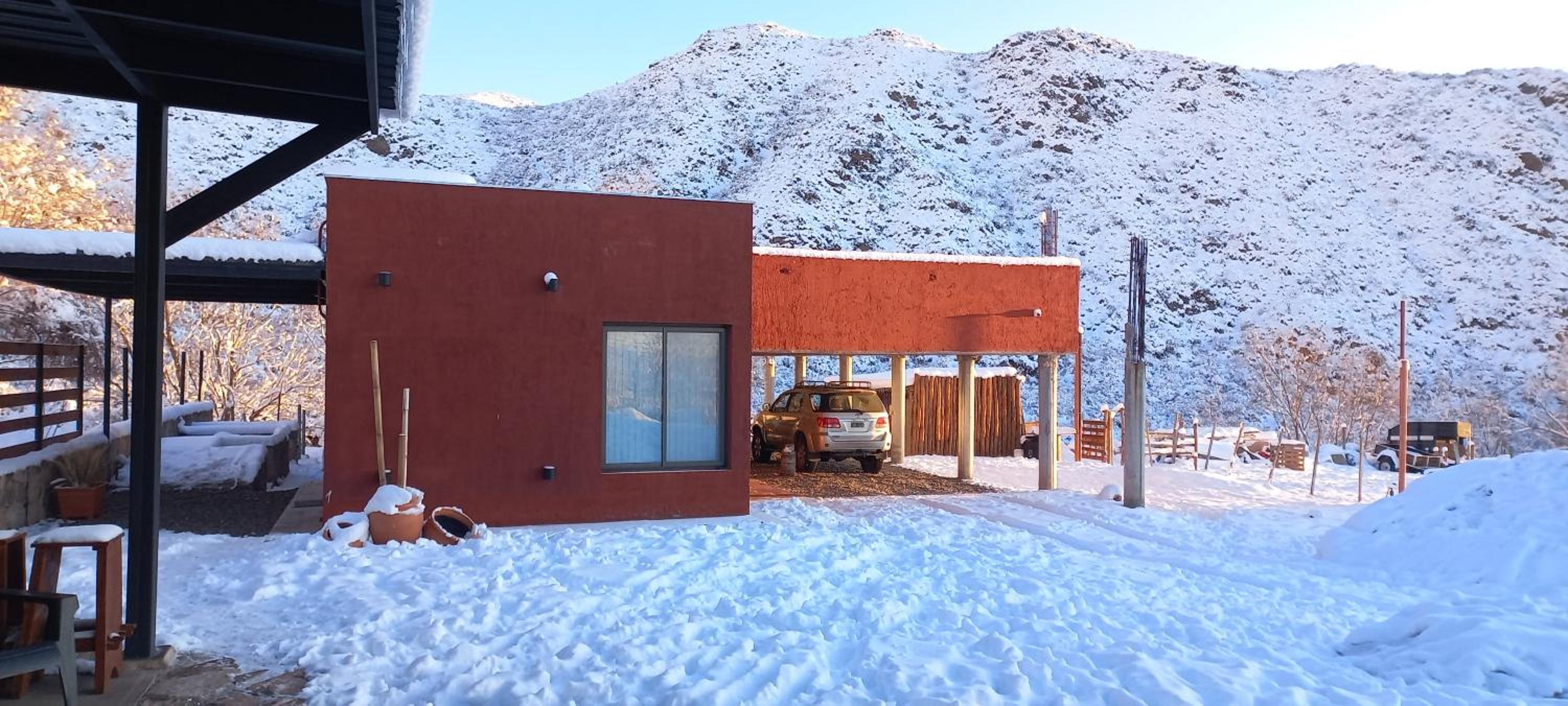 Base Manzano