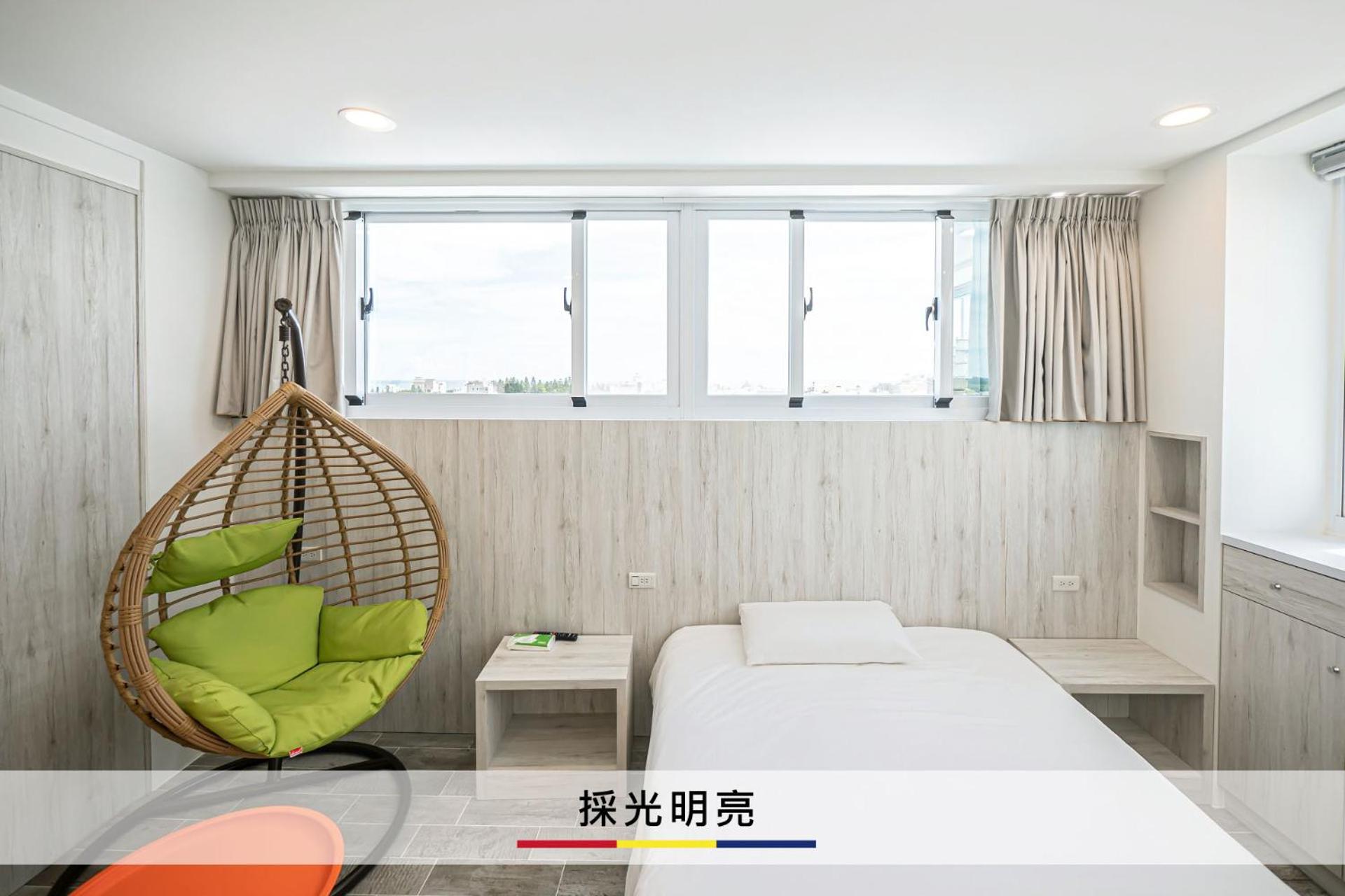 Mondrian Guest House