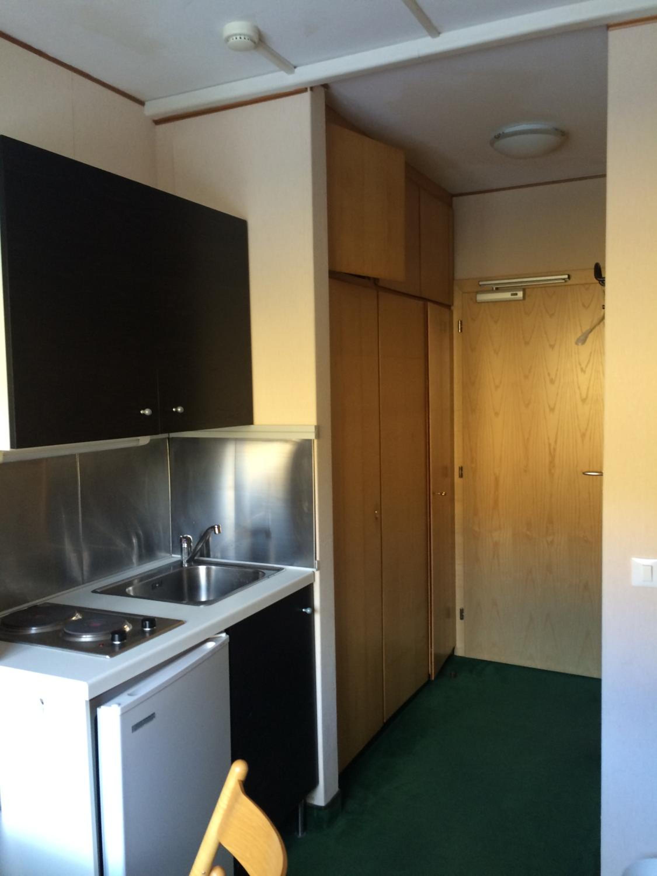 Photo 6