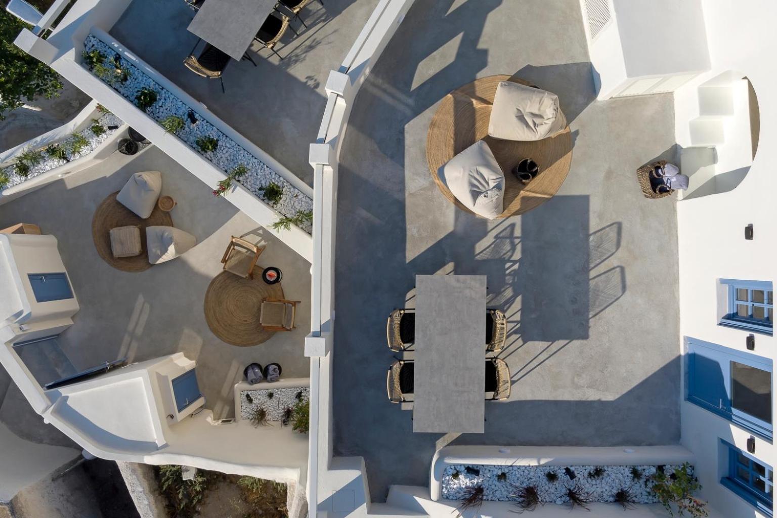 Acave Santorini Suites view 2