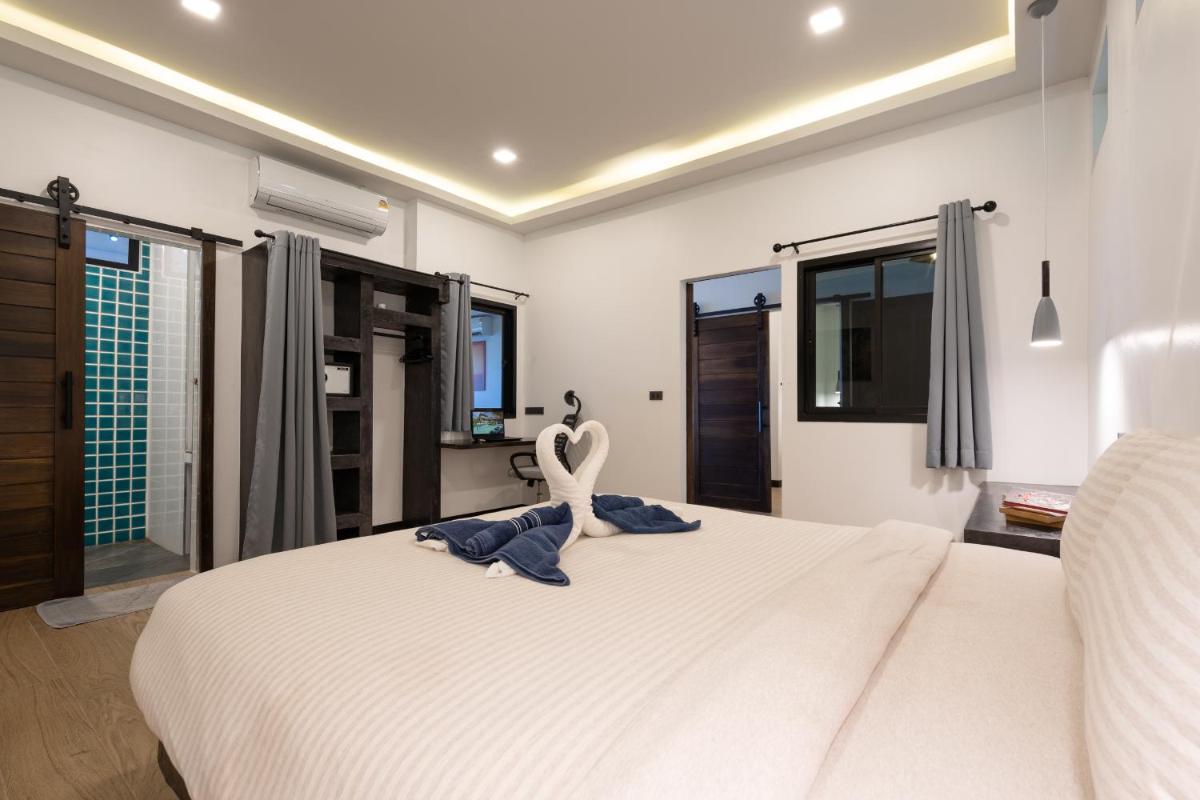 Villa Lila view 3