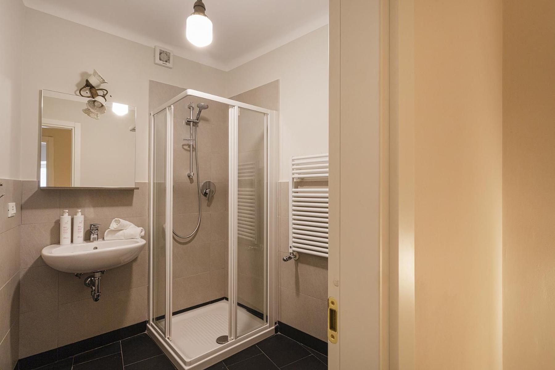 Lomellini Palace Apartments by Wonderful Italy view 2
