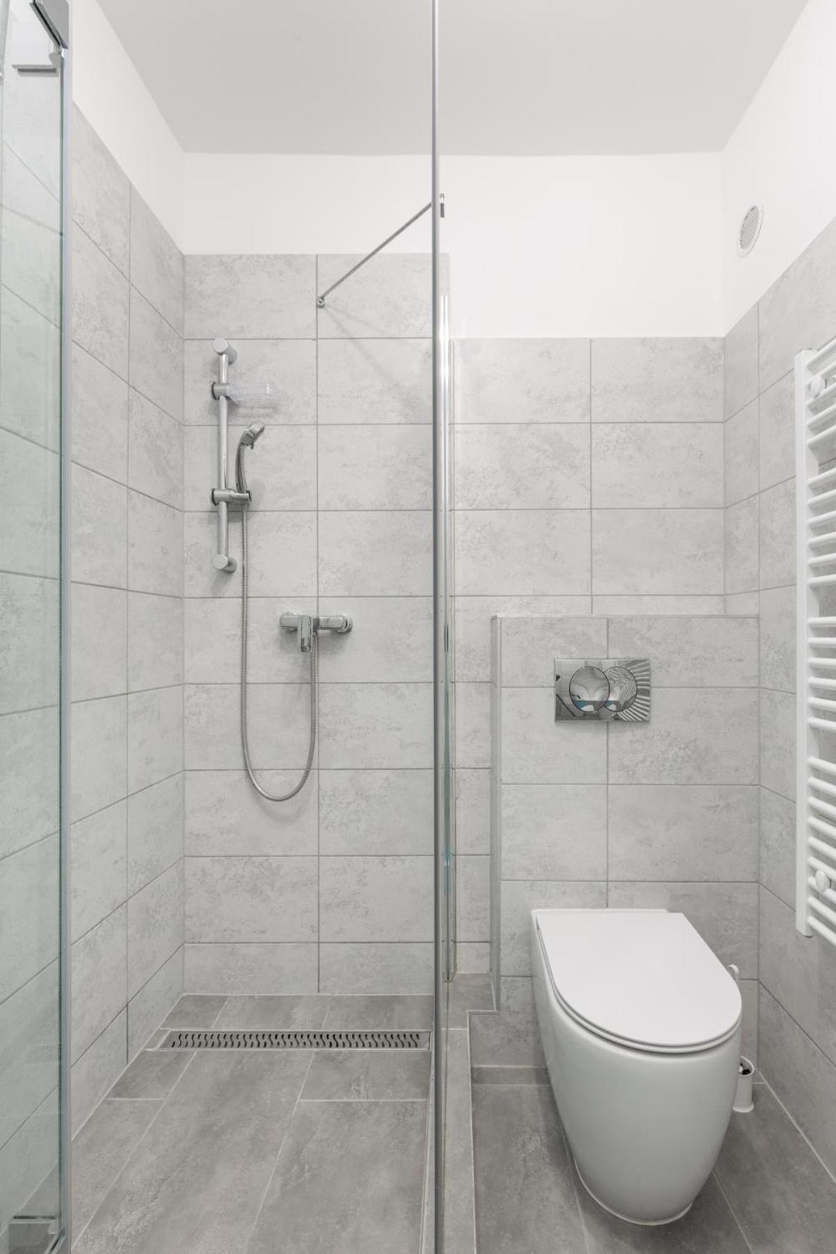 Cozy 3-bedroom Apartment in the Heart of Budapest view 4