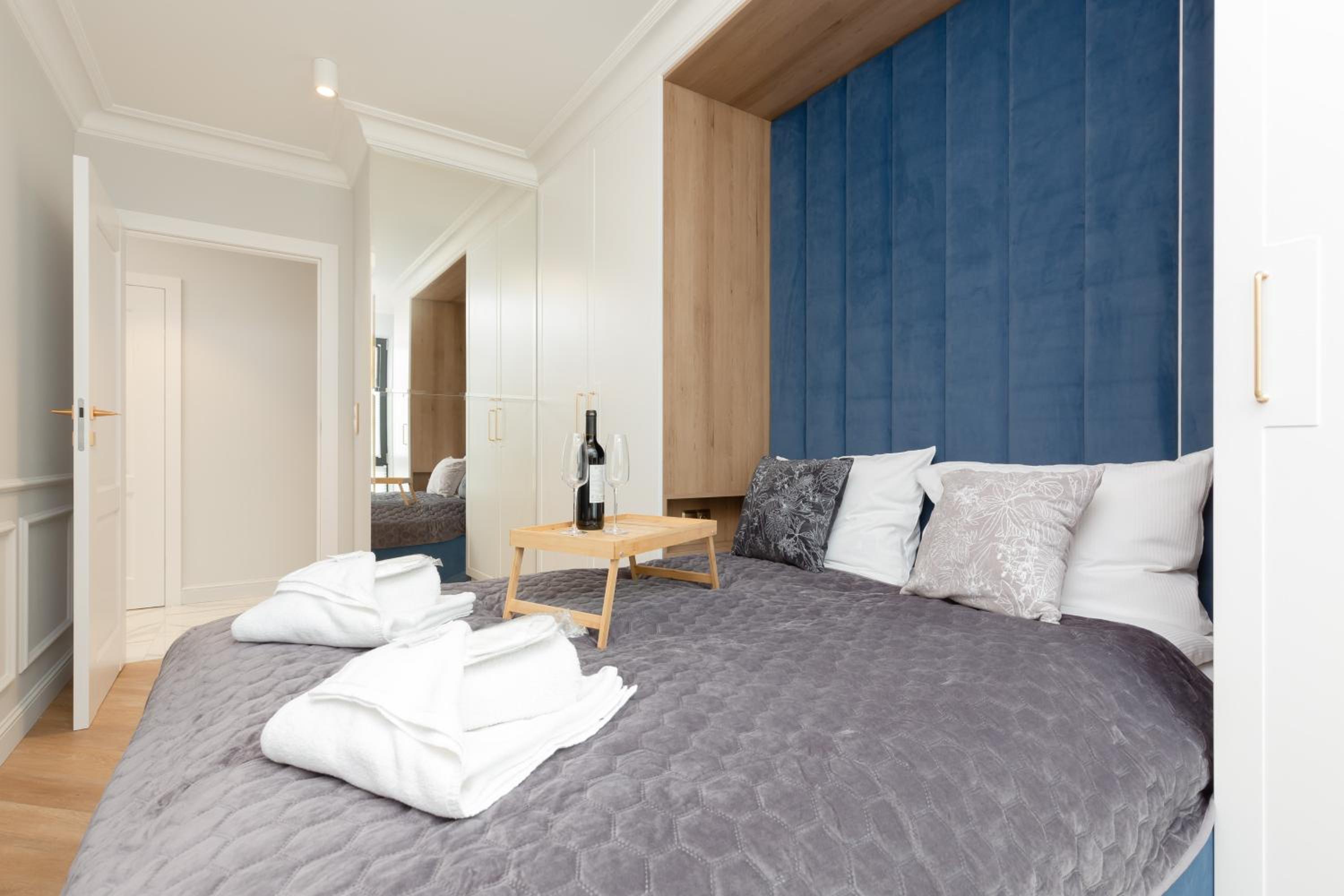 Moderna Central Apartment Gdynia by Renters view 2